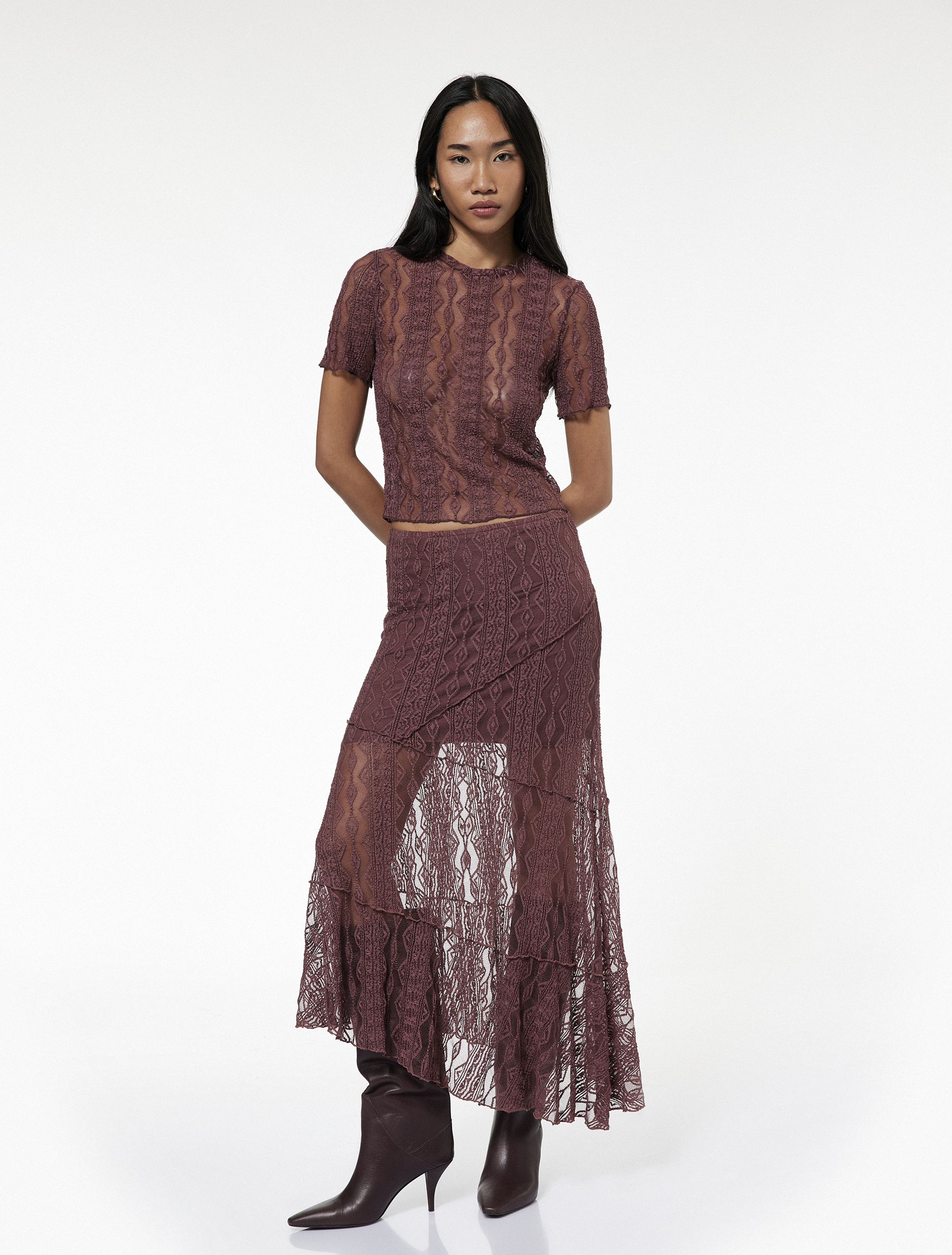   Yarı Transparan Kısa Kollu Bisiklet Yaka Dantel Tişört