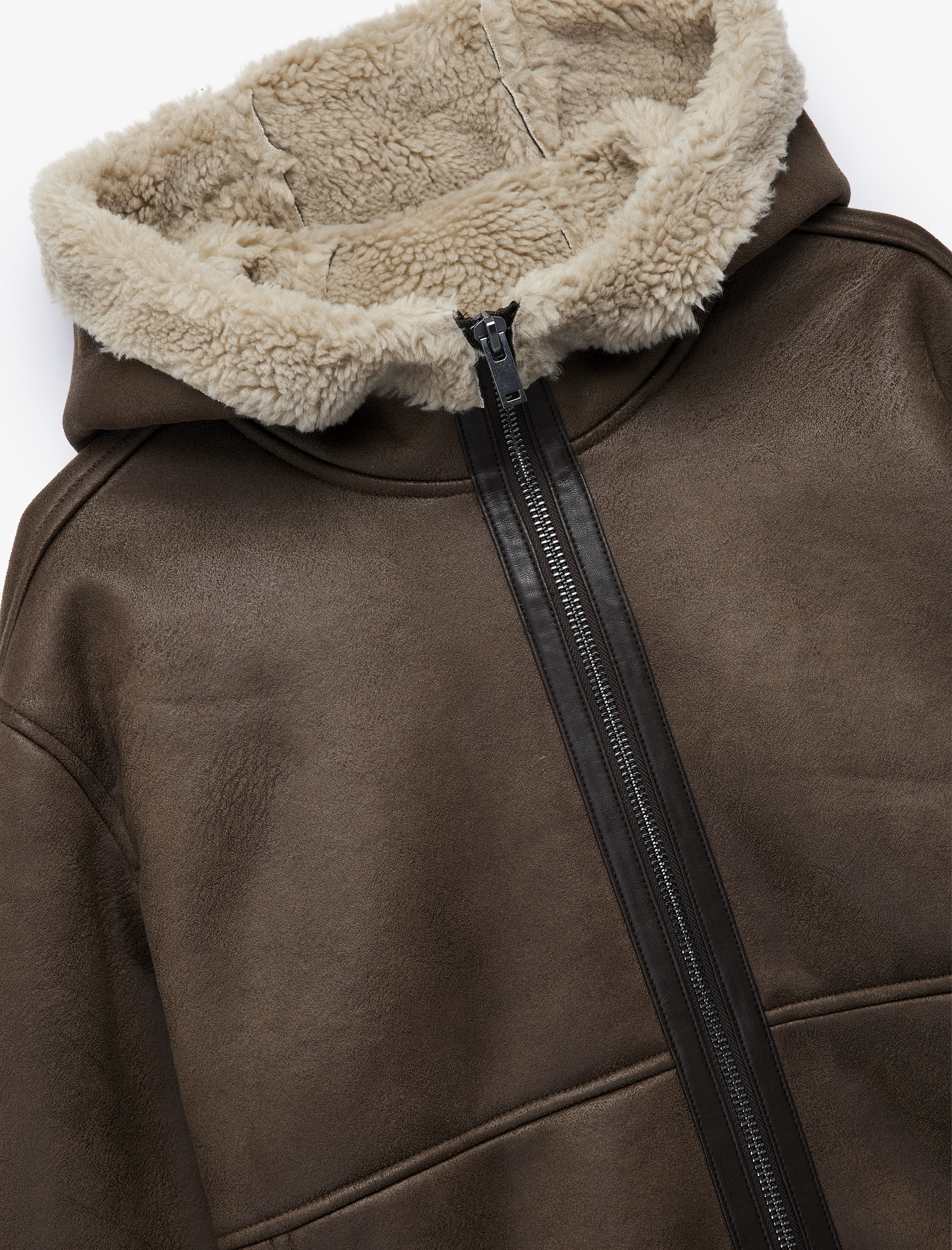   Fermuarlı Uzun Kollu Cepli İçi Suni Kürklü Kapüşonlu Suni Süet Mont