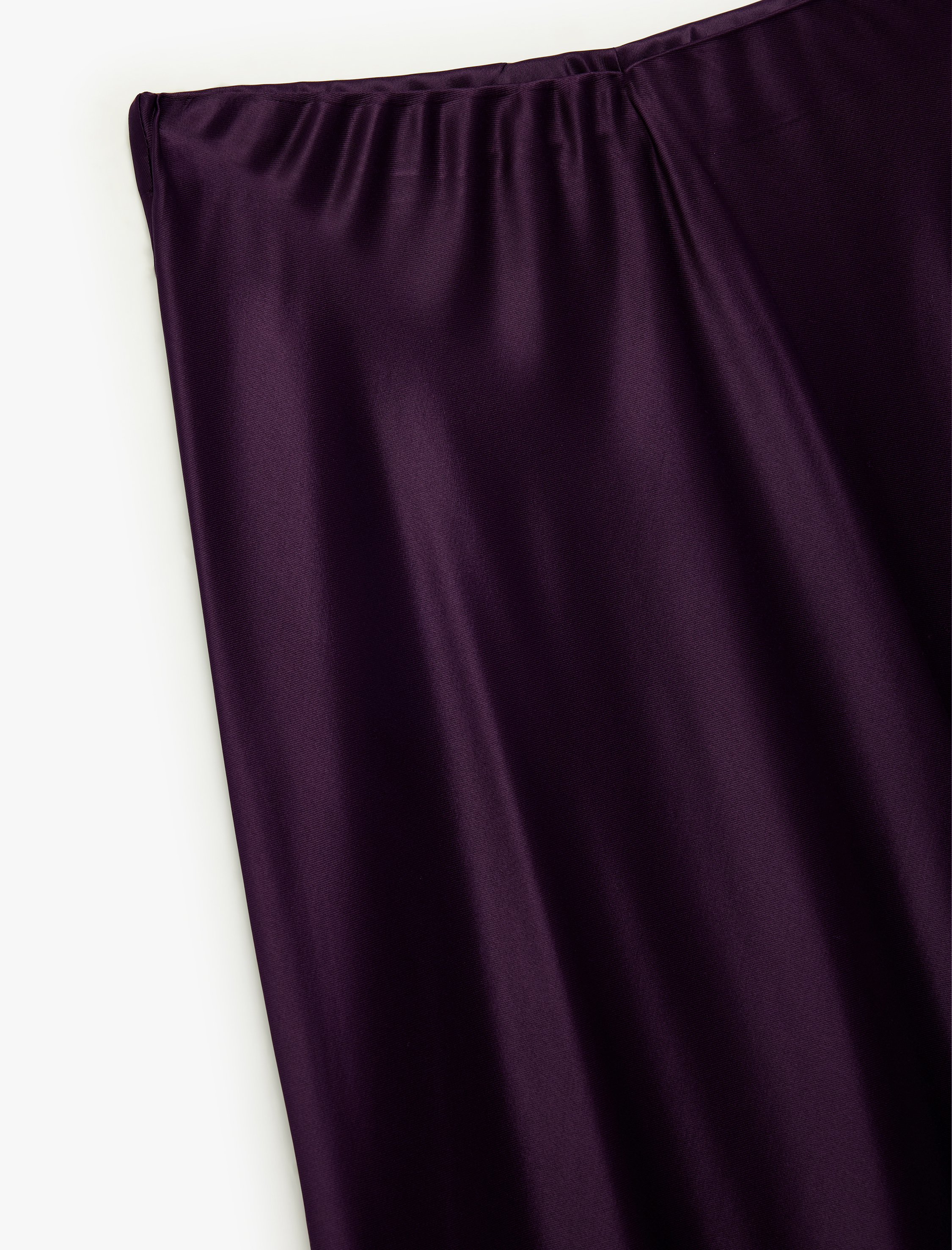   Viskon Kumaş Kloş Midi Boy Saten Etek