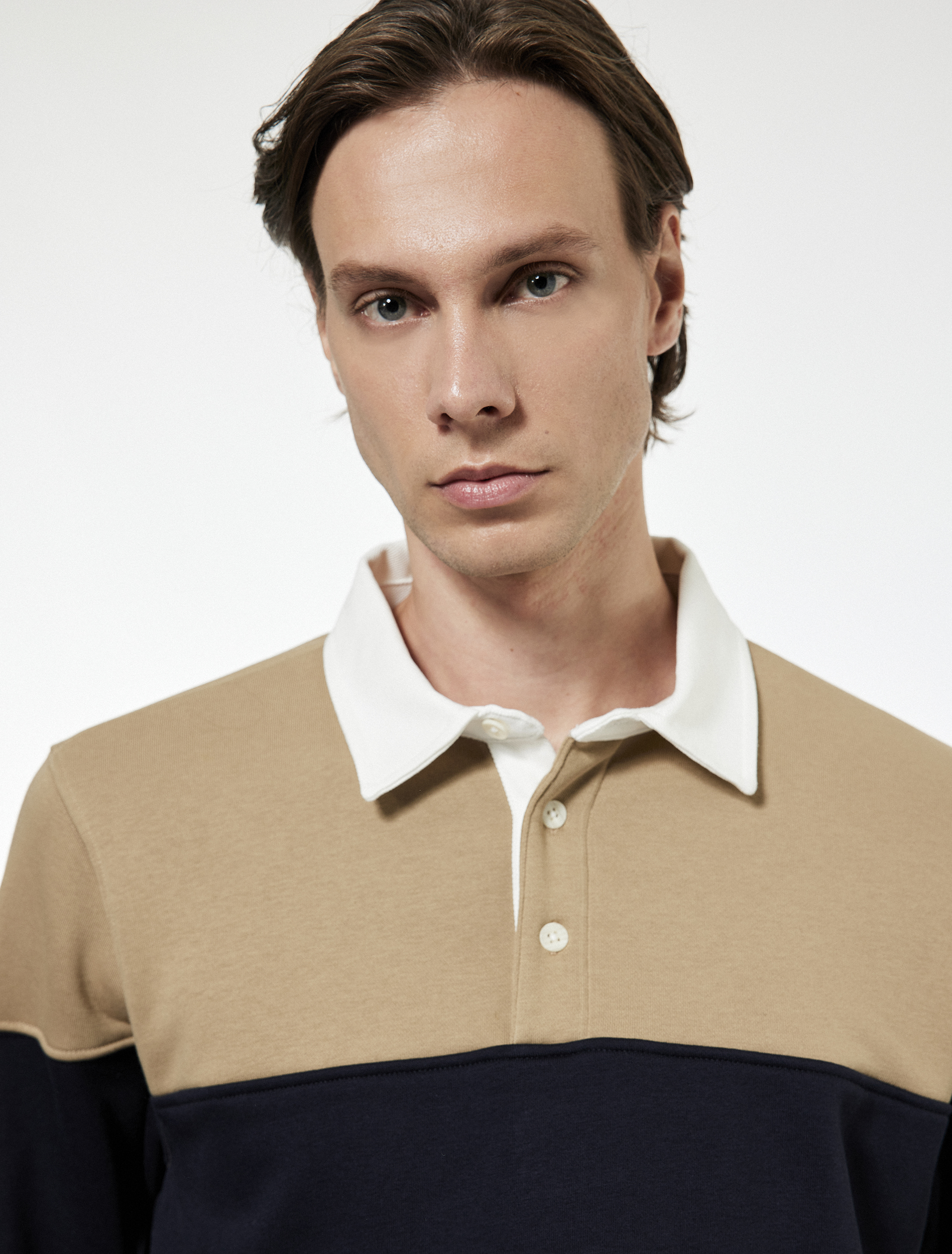   Uzun Kollu Şardonlu Renk Bloklu Polo Yaka Sweatshirt