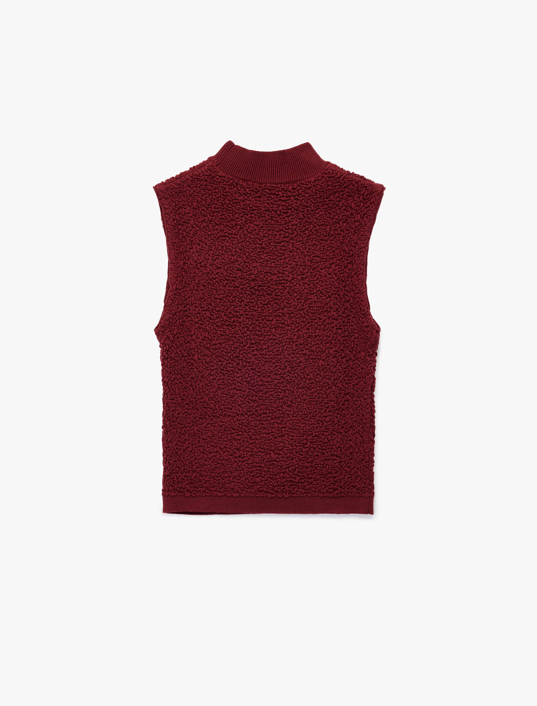 Dik Yaka Dokulu Kolsuz Triko Bluz