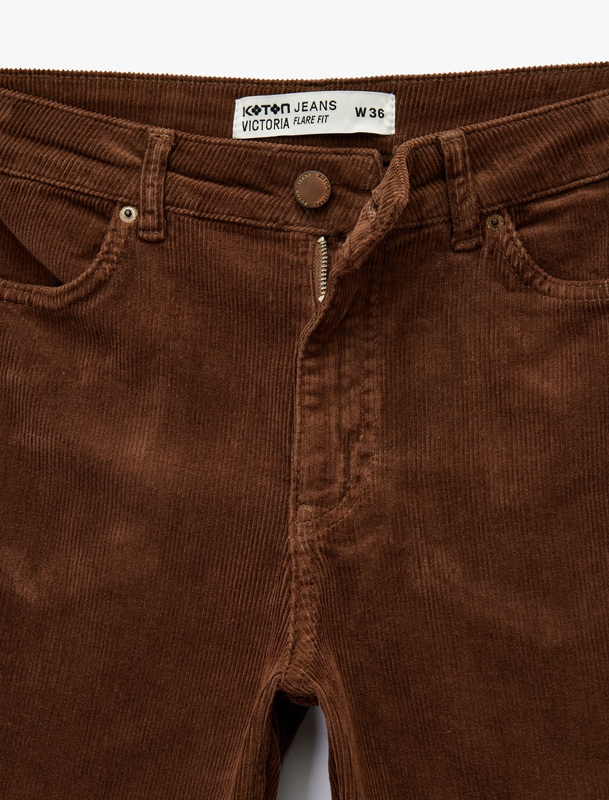   Dar Kesim Düğmeli Cepli İspanyol Paça Kadife Pantolon - Flare Jeans