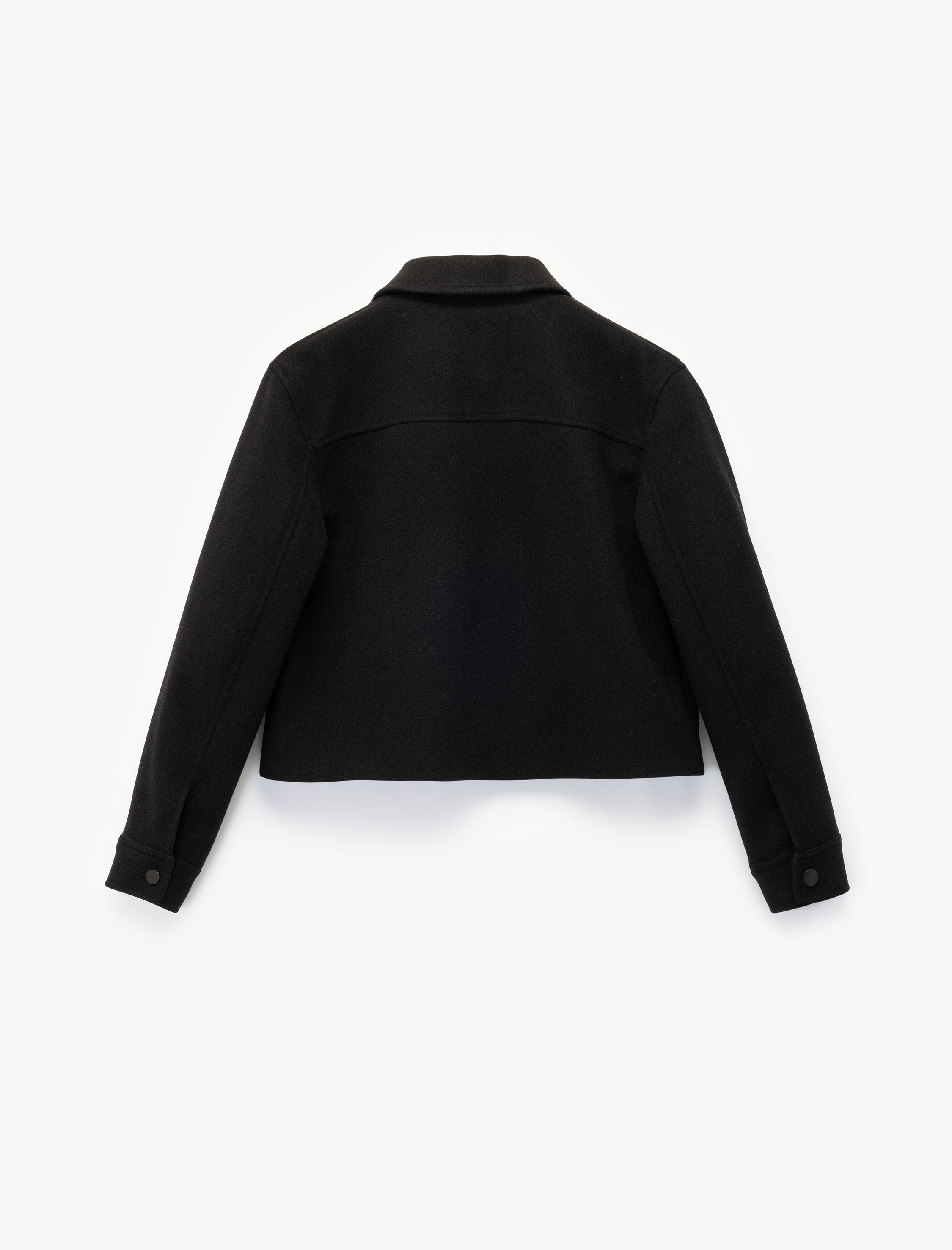   Uzun Kollu Cepli Düğmeli Kısa Kaşe Mont