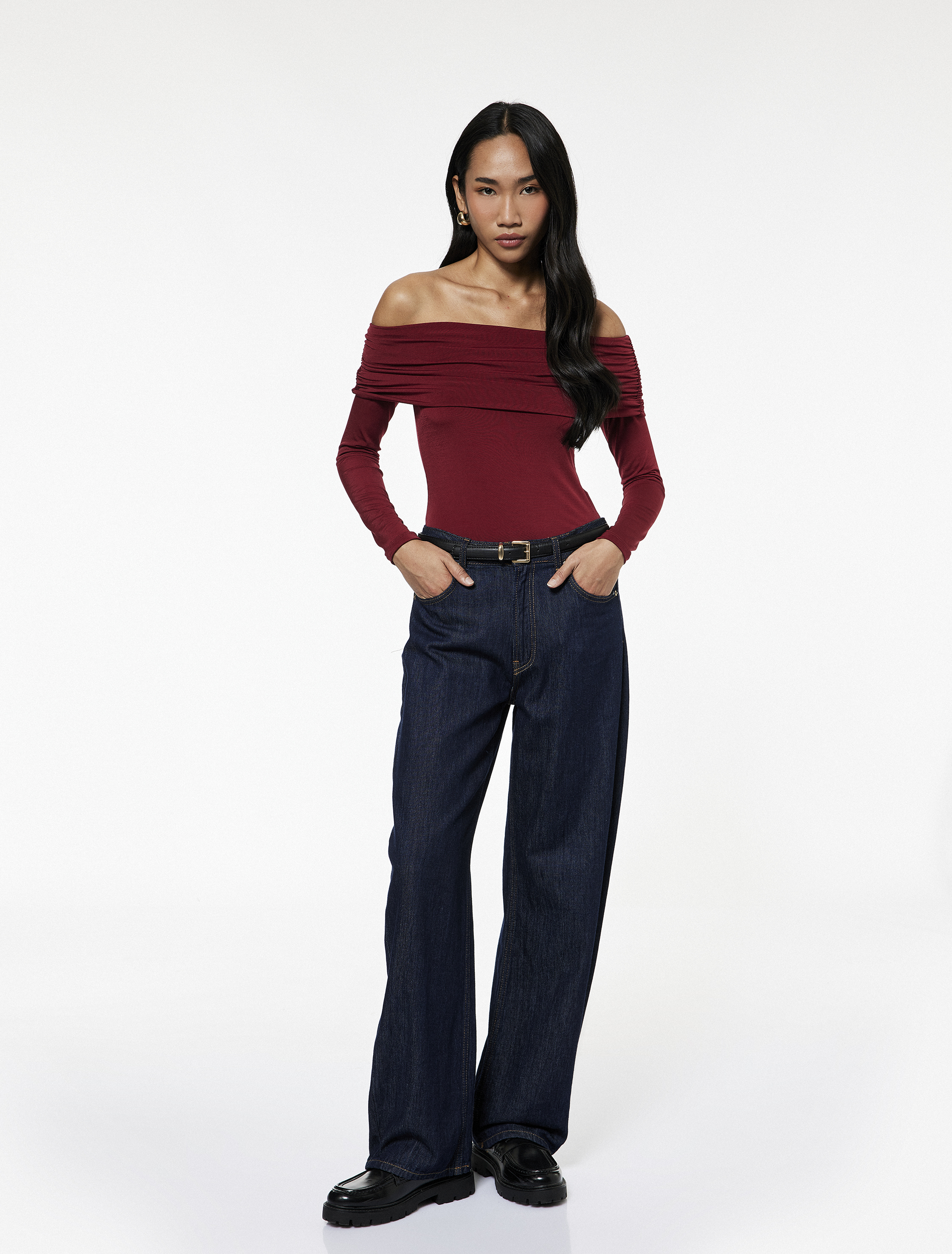   Slim Fit Uzun Kollu Drapeli Omzu Açık Tişört