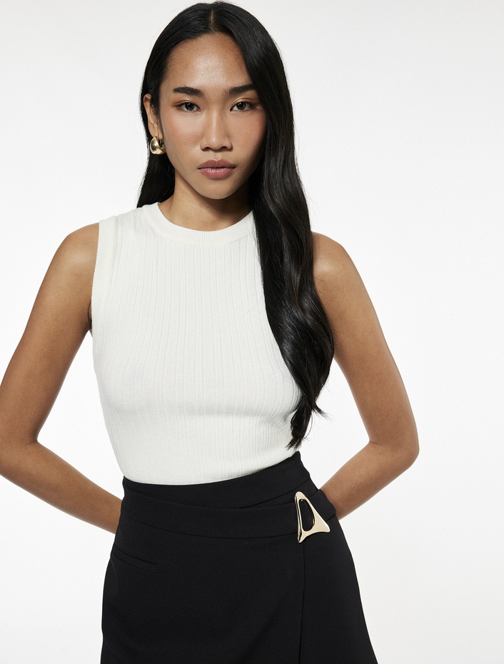  Bisiklet Yaka Kolsuz Triko Süveter