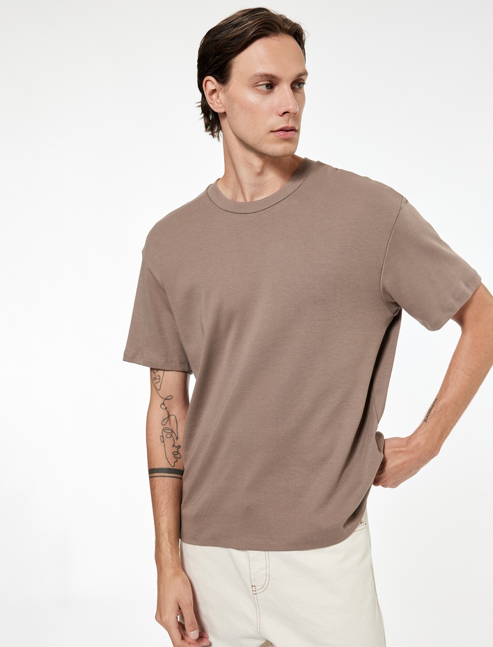  Kısa Kollu Bisiklet Yaka Pamuklu Basic Oversize Spor Tişört