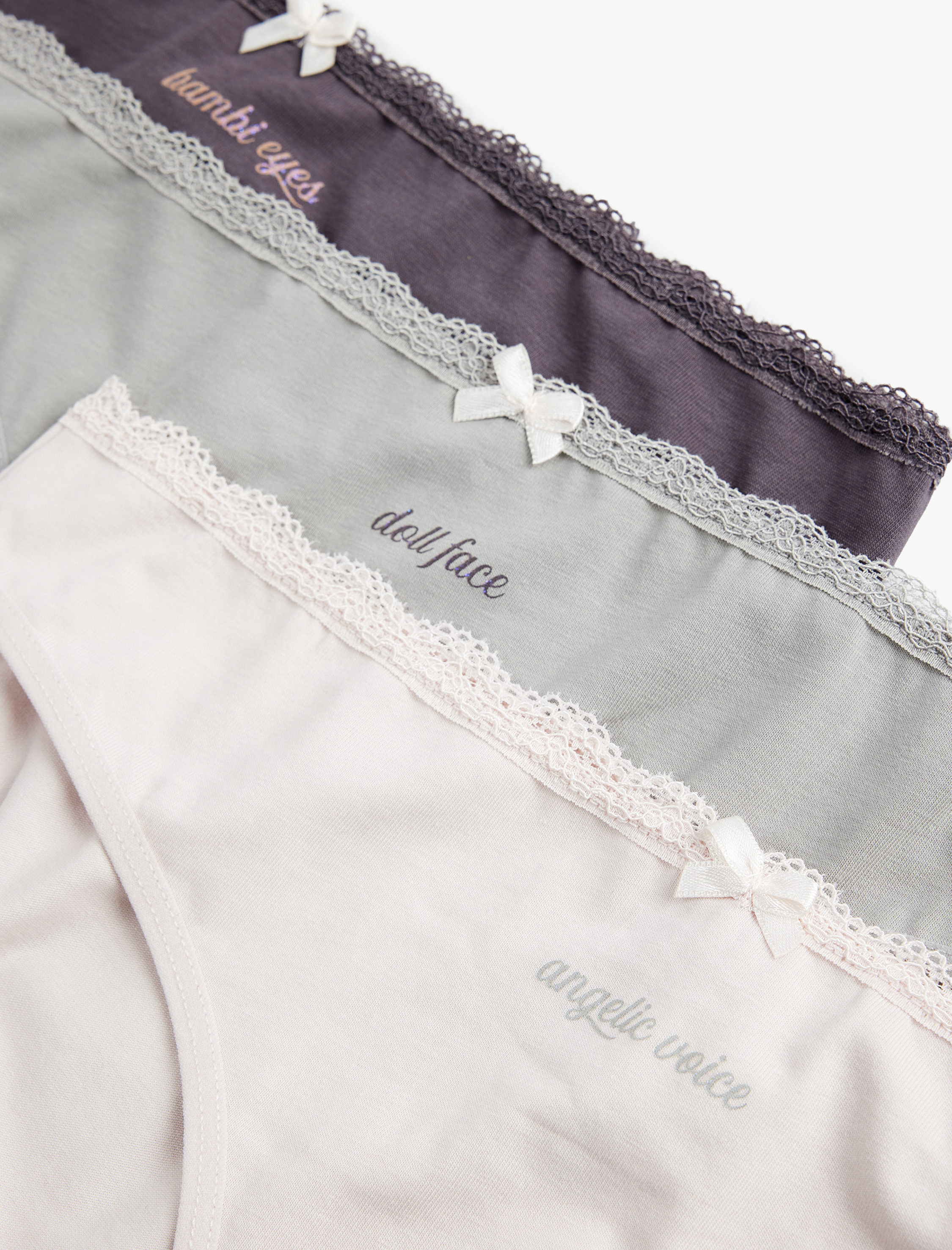   Pamuklu Rahat Kalıp Kurdele Detaylı Baskılı 3'lü Brief Külot Seti