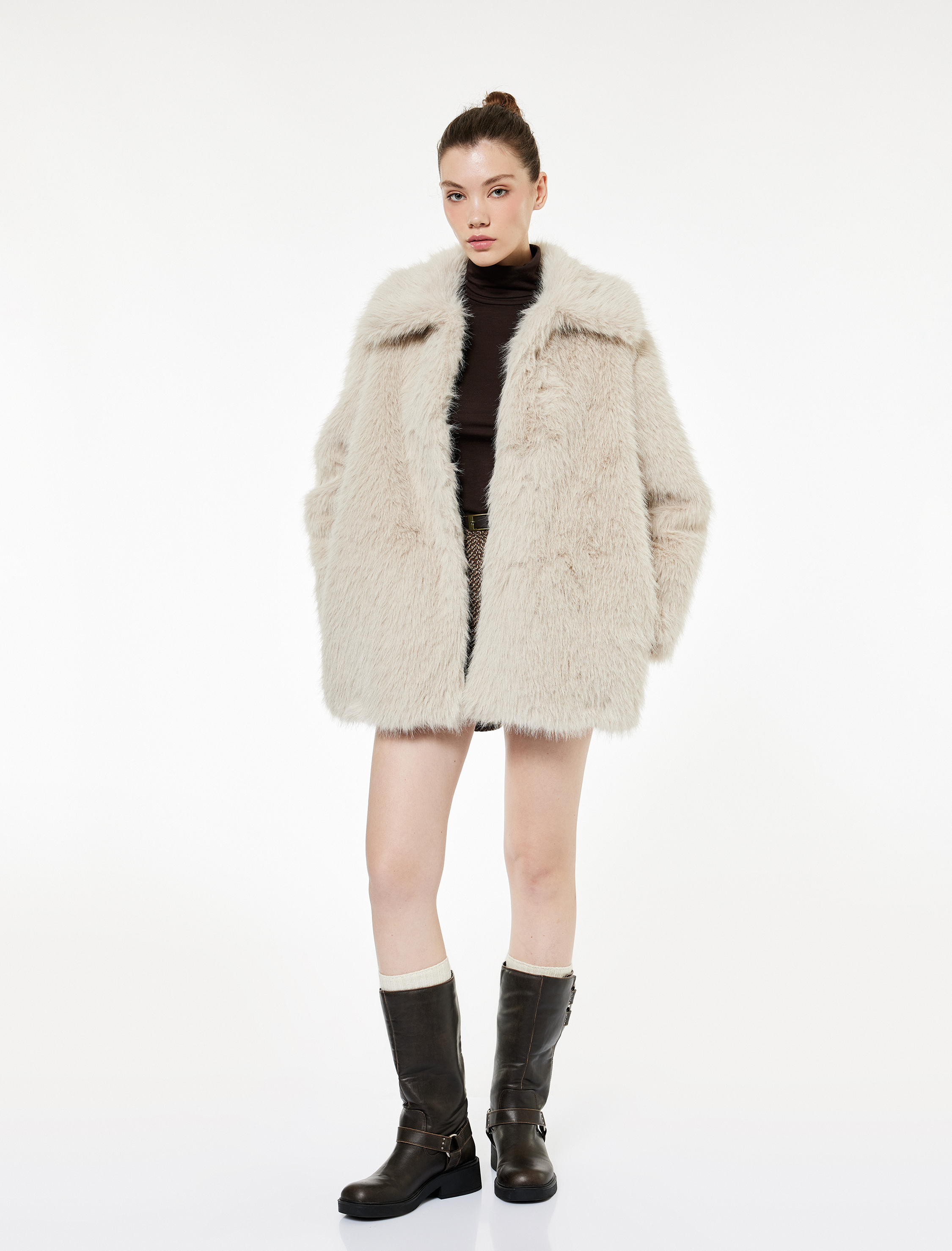   Oversize Uzun Kollu Devrik Yaka Suni Kürk Ceket