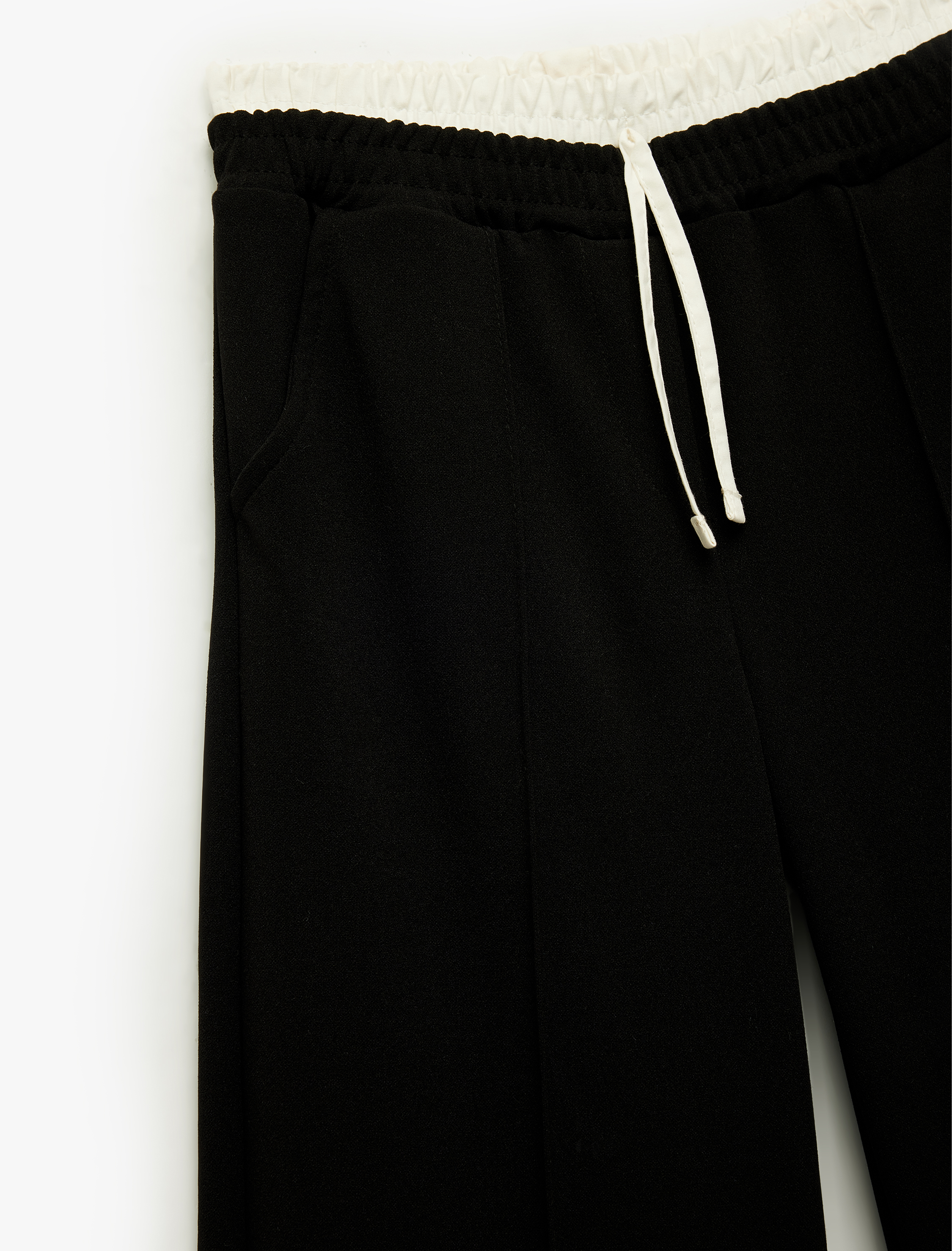  Kız Çocuk Beli Lastikli Cepli Geniş Paça Pantolon