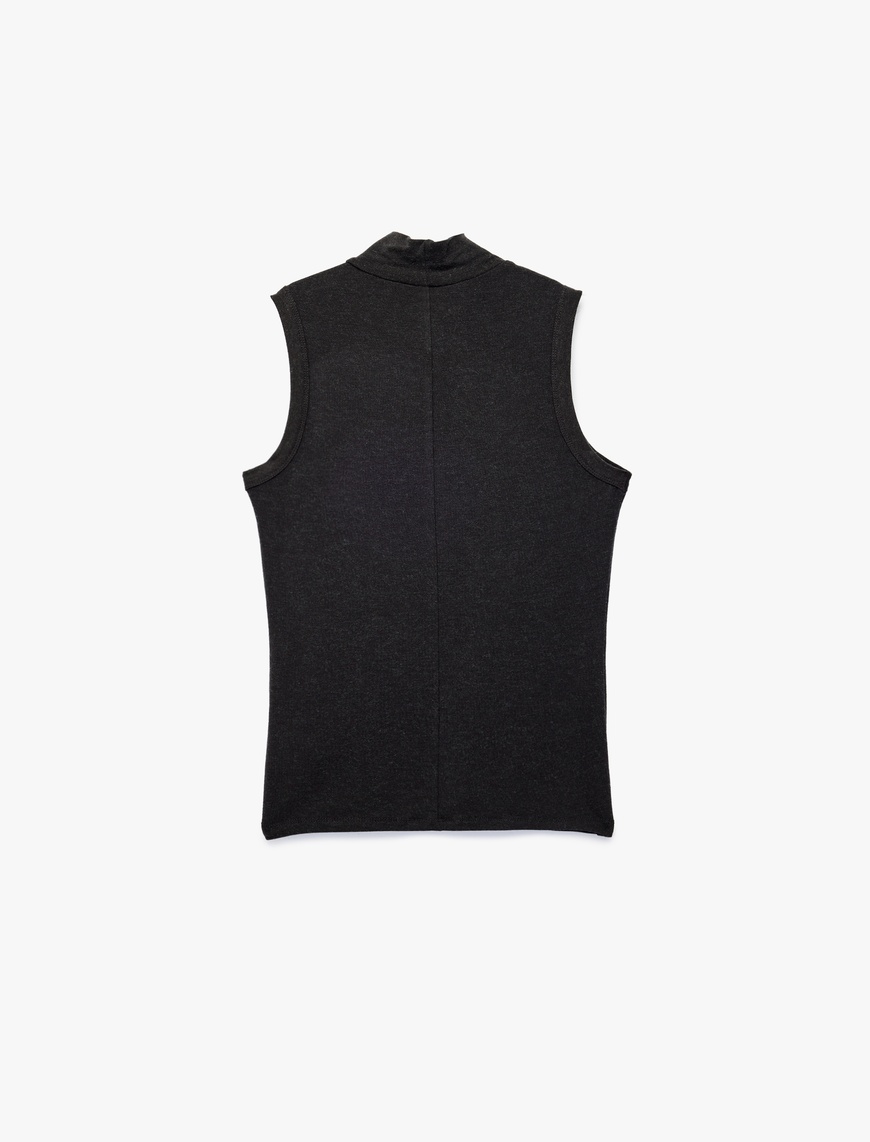   Koyun Yünü Karışımlı Slim Fit Dik Yaka Kolsuz Body