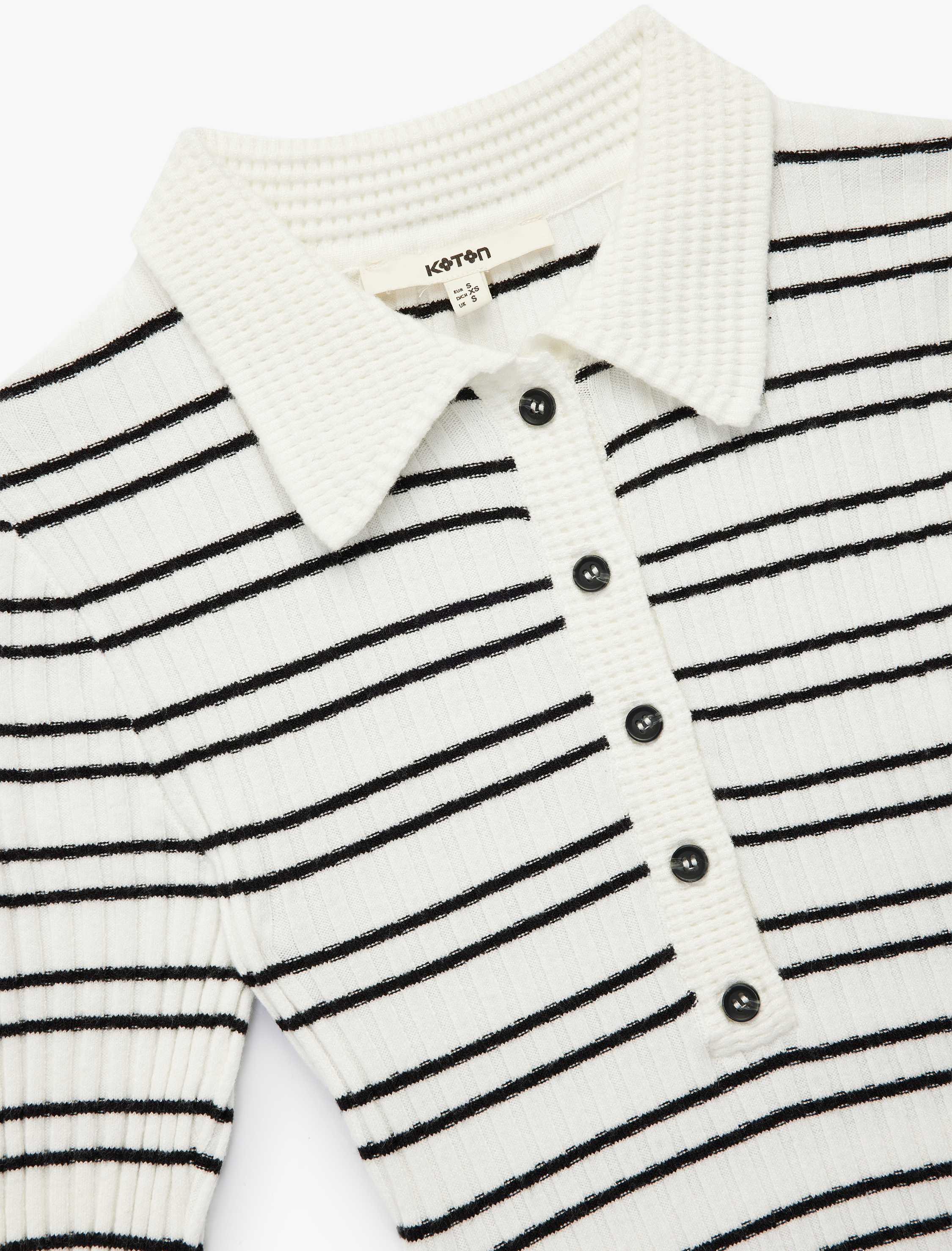   Yarım Düğmeli Kısa Kollu Polo Yaka Triko Kazak