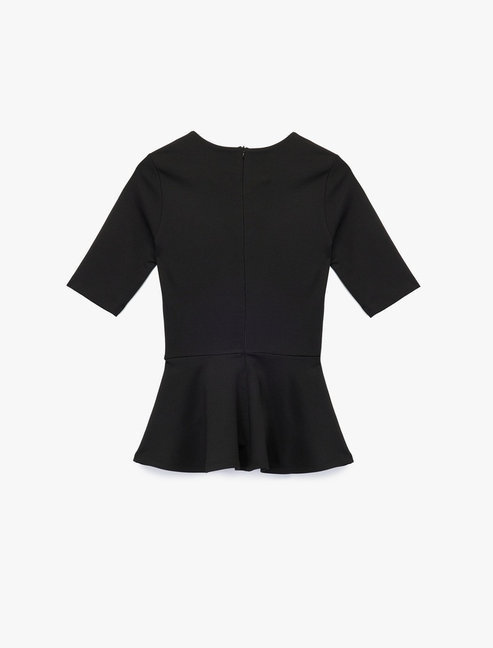  Slim Fit Kısa Kollu Bisiklet Yaka Peplum Bluz