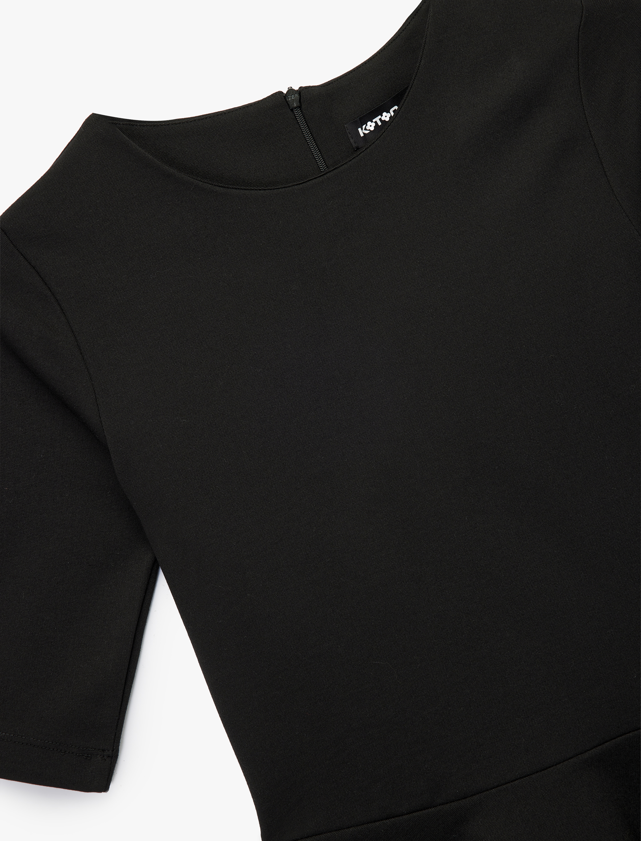   Slim Fit Kısa Kollu Bisiklet Yaka Peplum Bluz