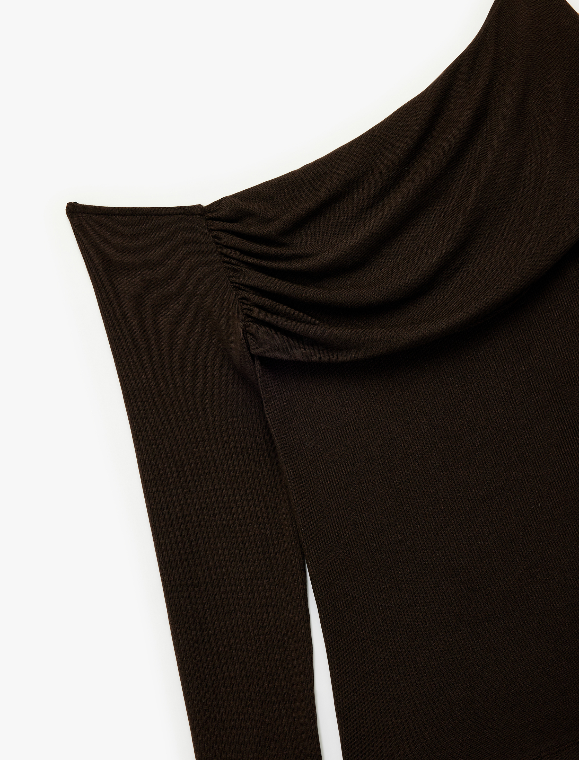 Koton X Sima Tarkan - Drape Detaylı Uzun Kollu Omzu Açık Bluz