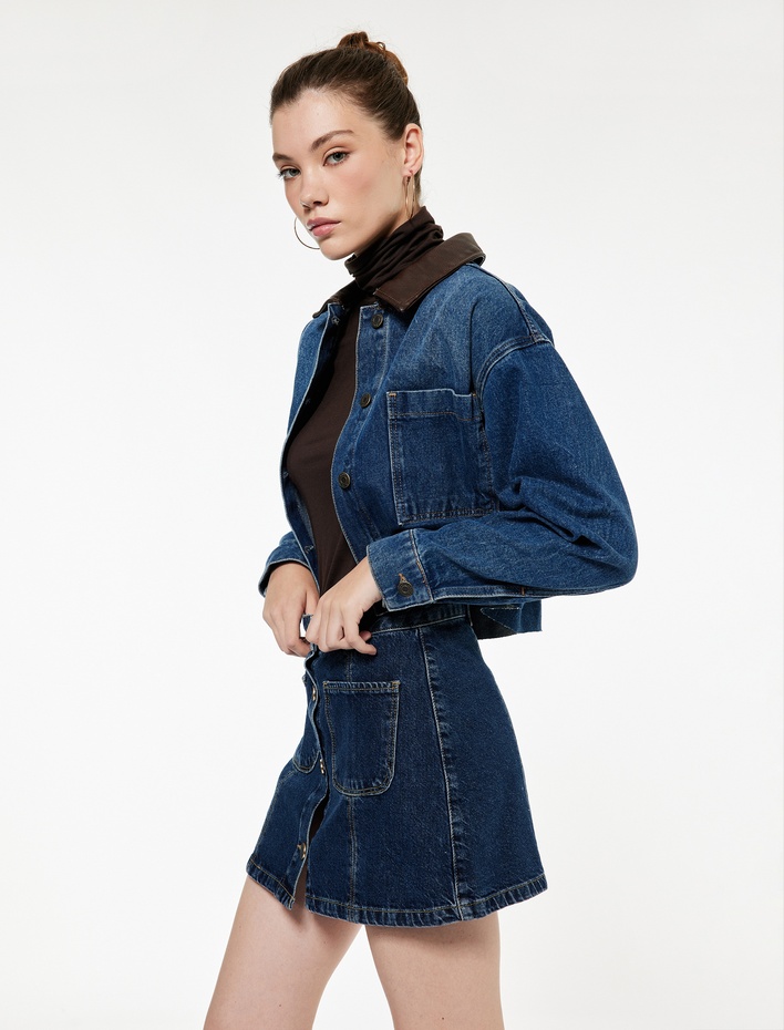  Pamuklu Düğmeli Cep Detaylı Mini Denim Etek