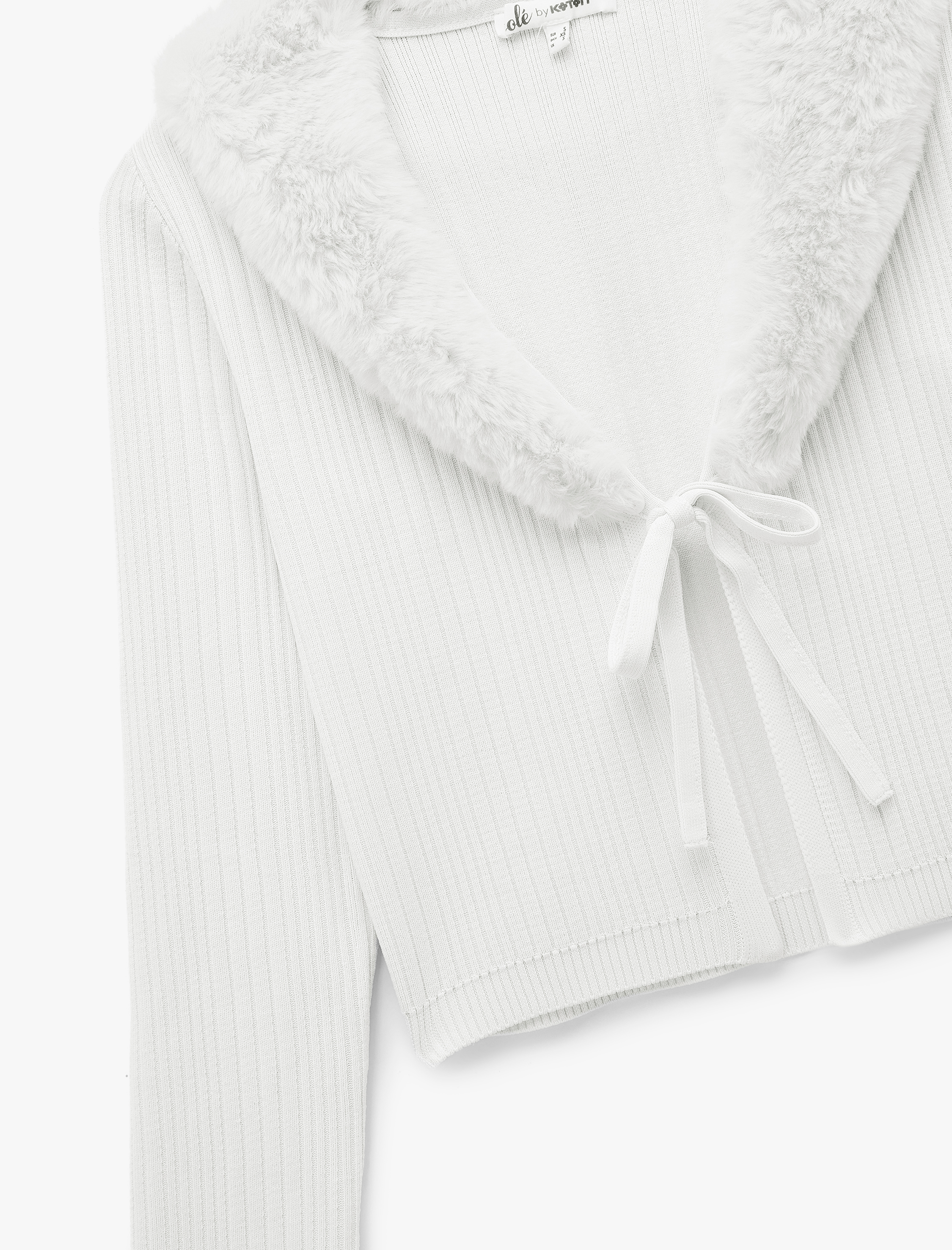   Suni Kürklü Yaka Fiyonklu Bağlama Detaylı Slim Fit Crop Triko Hırka