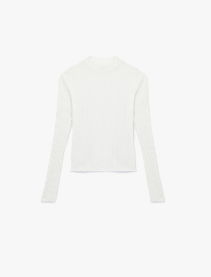  Uzun Kollu Dik Yaka Triko Kazak