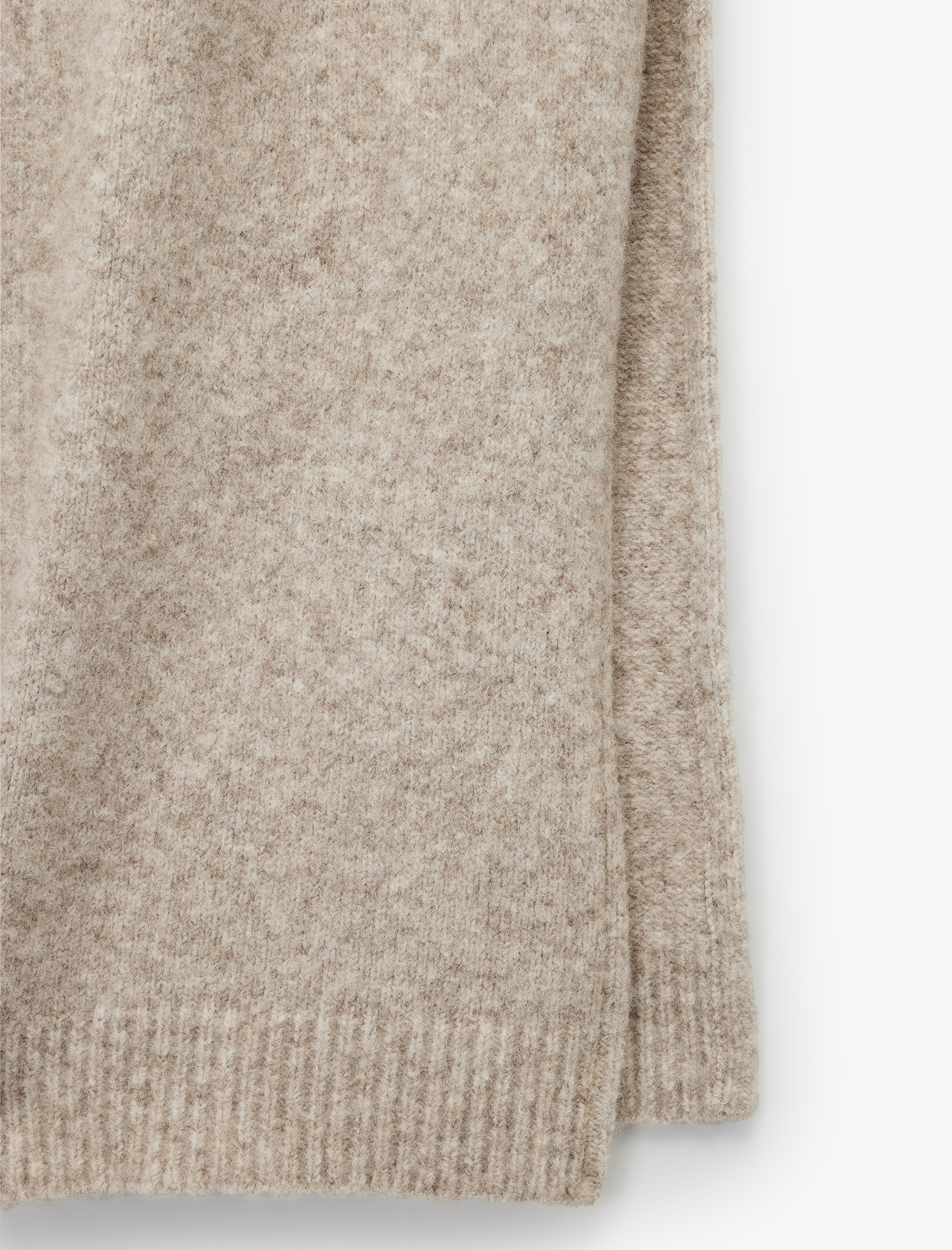   Koton X Sibil Çetinkaya - Yırtmaç Detaylı Yüksek Bel Midi Triko Etek