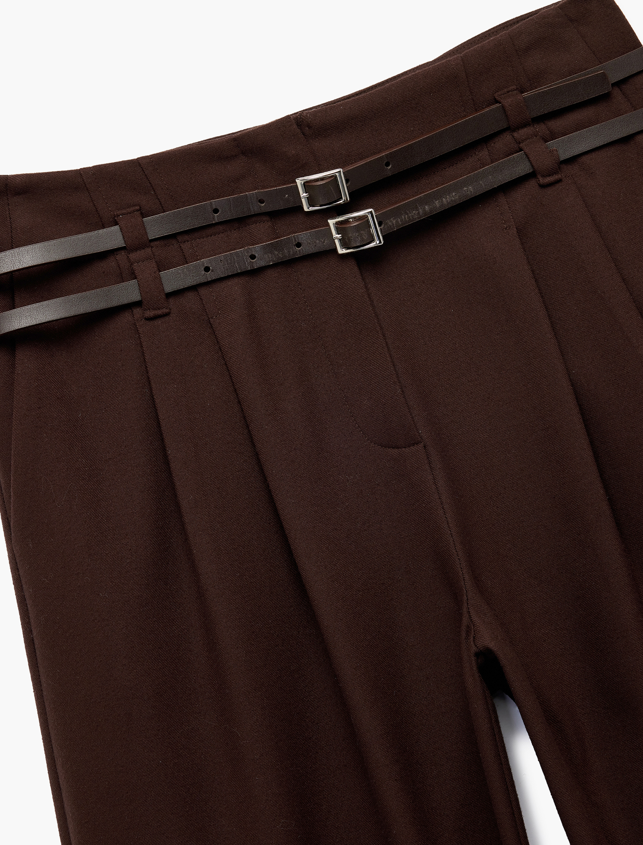   Koton X Sibil Çetinkaya - Kemerli Cepli Yüksek Bel Düz Bol Paça Kumaş Pantolon