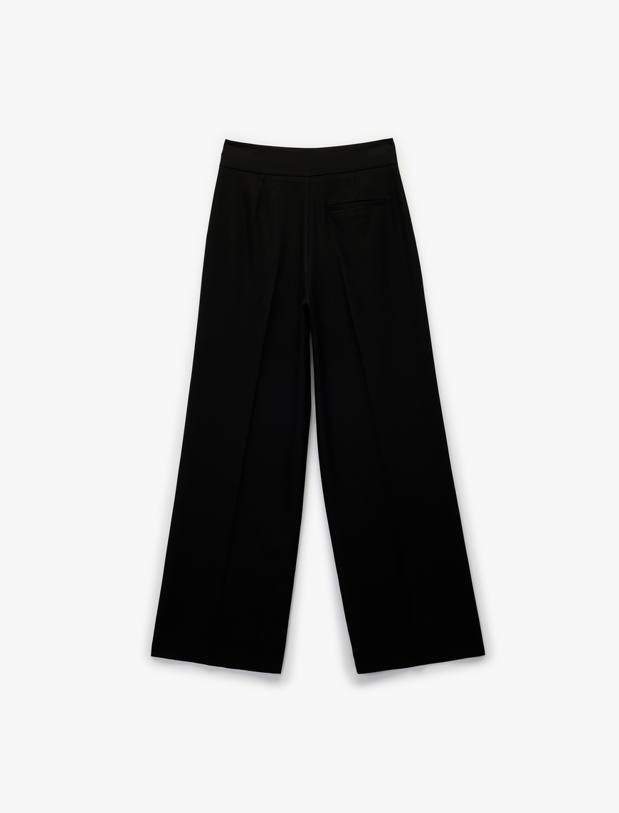   Koton X Sibil Çetinkaya - Straight Fit Yarım Kemer Detaylı Cepli Kumaş Pantolon