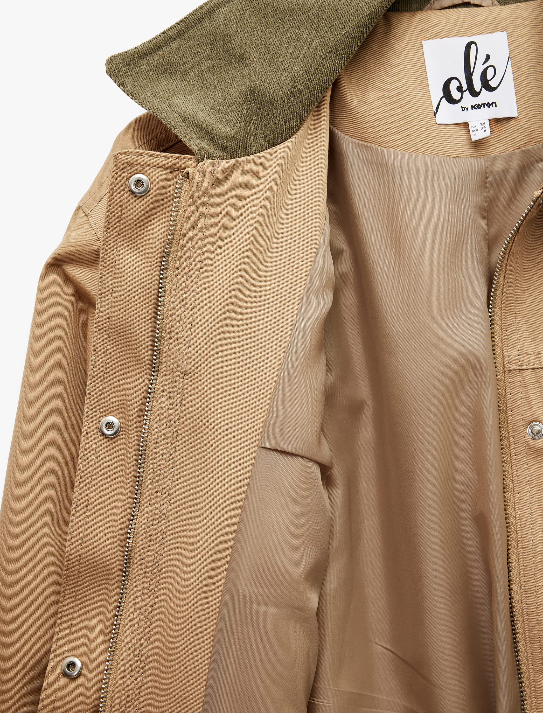   Kadife Yaka Cep Detaylı Fermuarlı Çıtçıt Düğmeli Mevsimlik Ceket