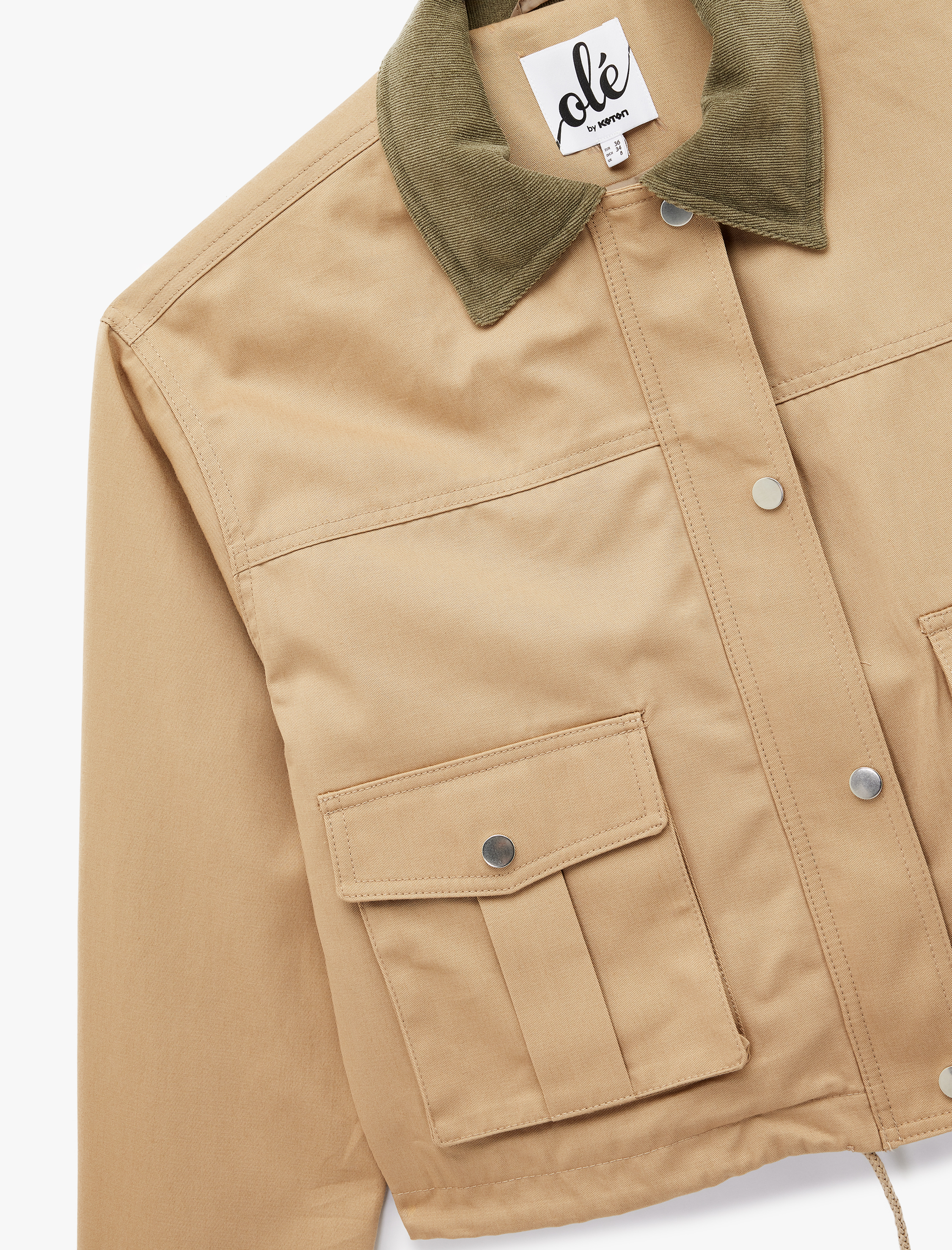   Kadife Yaka Cep Detaylı Fermuarlı Çıtçıt Düğmeli Mevsimlik Ceket