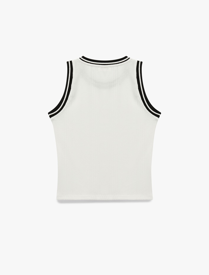  Slim Fit Biyeli Bisiklet Yaka Kolsuz Bluz