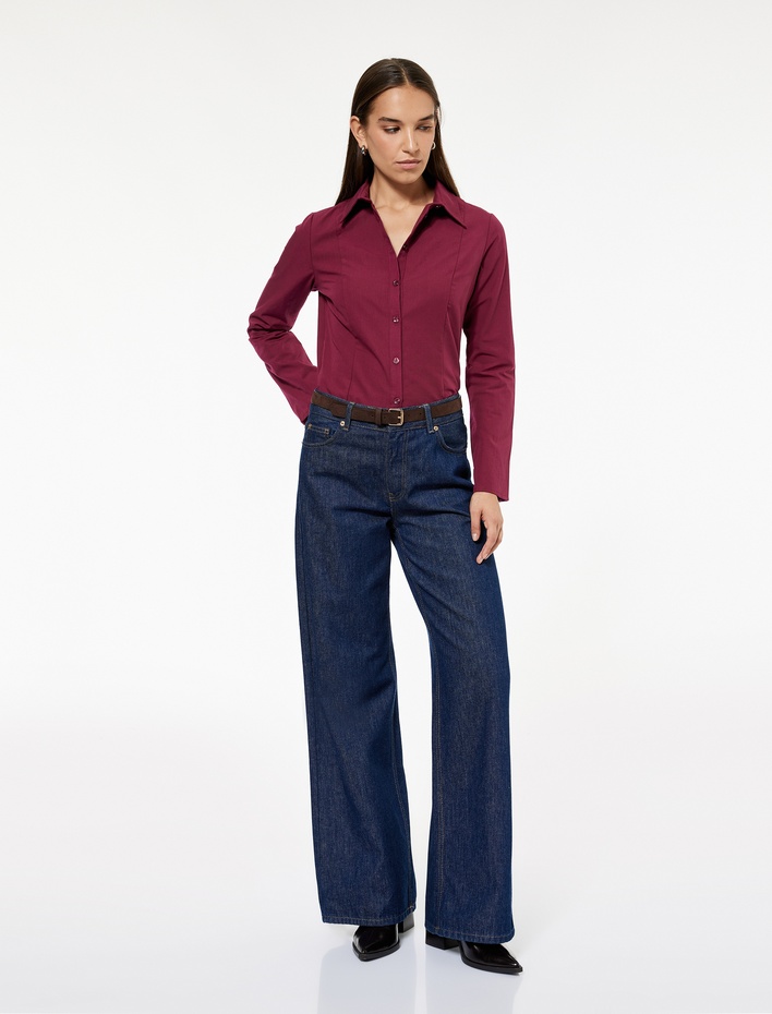  Pamuklu Uzun Kollu Slim Fit Düğmeli Klasik Yaka Gömlek