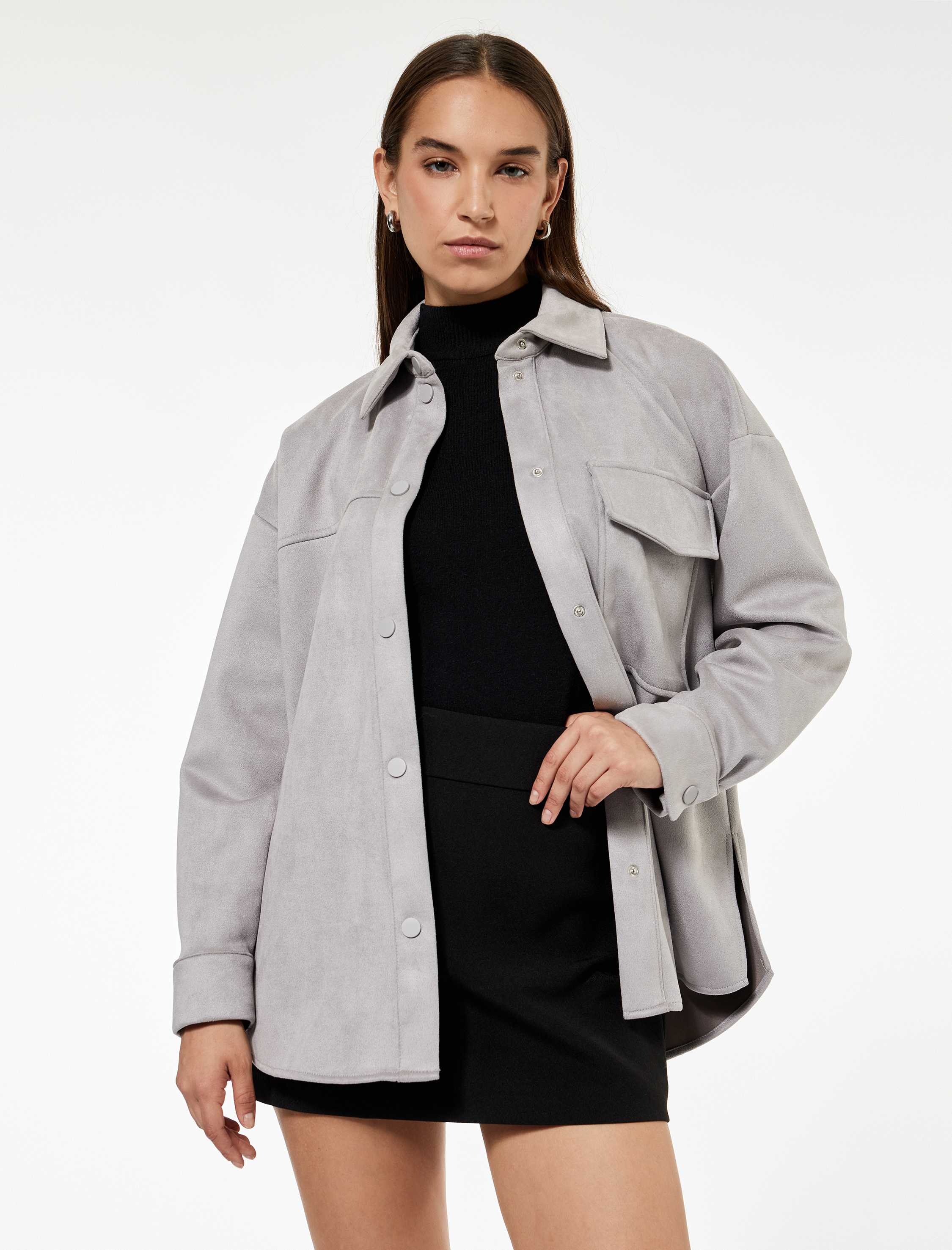 Uzun Kollu Klasik Yaka Çıtçıt Düğmeli Cepli Oversize Süet Görünümlü Ceket