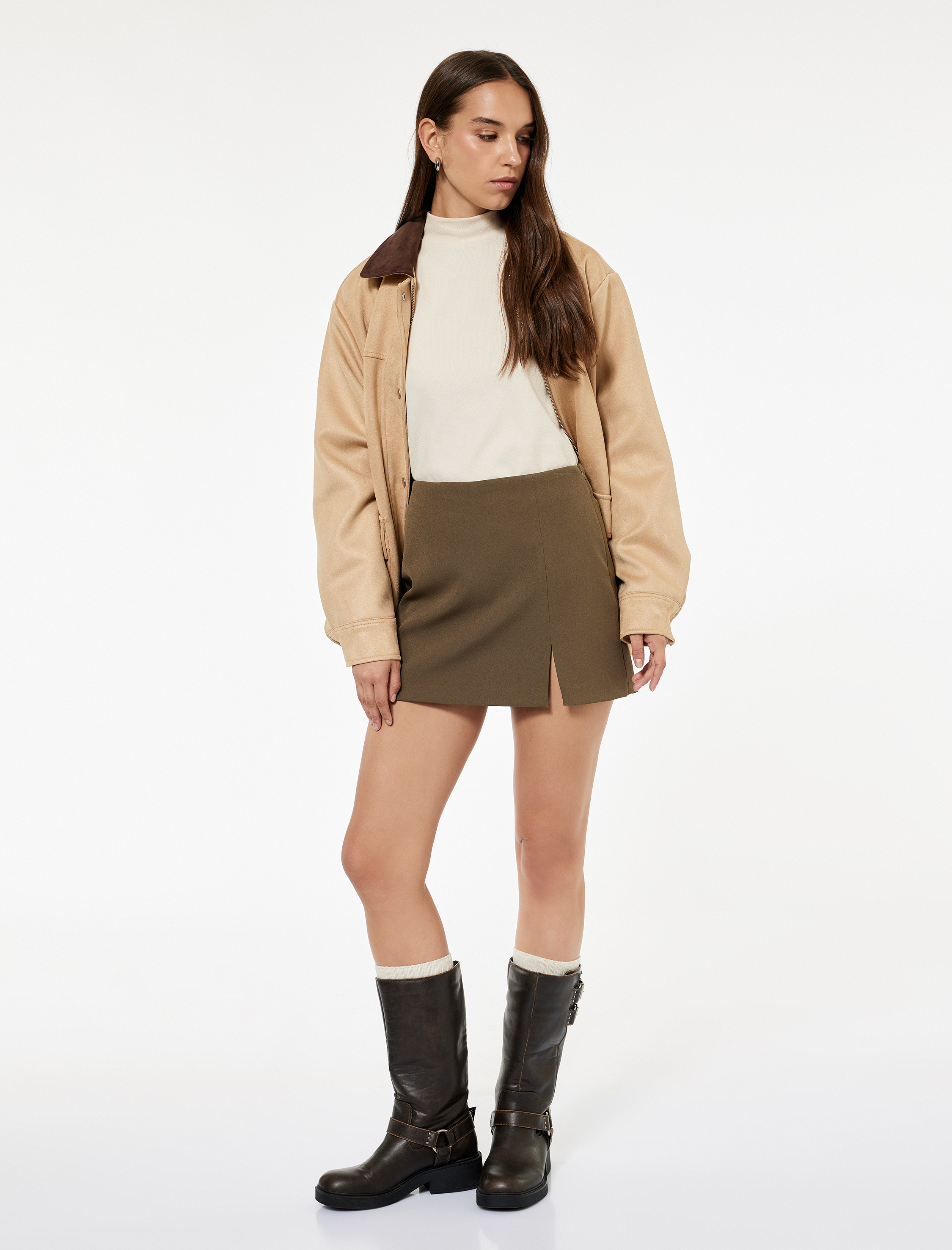   Yırtmaç Detaylı Mini Şort Etek