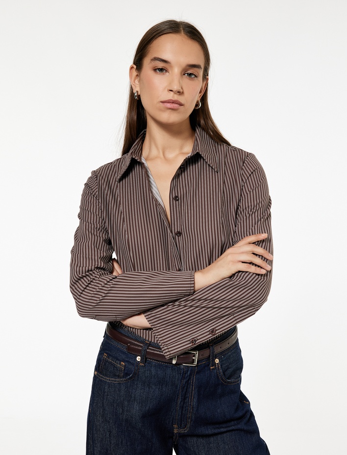  Uzun Kollu Klasik Yaka Düğmeli Pamuklu Slim Fit Gömlek