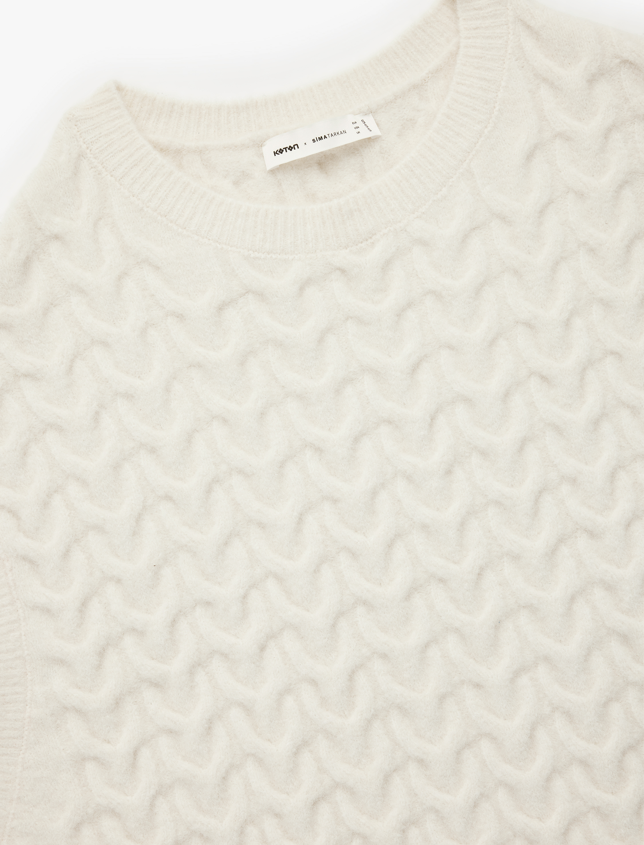   Koton X Sima Tarkan - Bisiklet Yaka Oversize Örgü Süveter