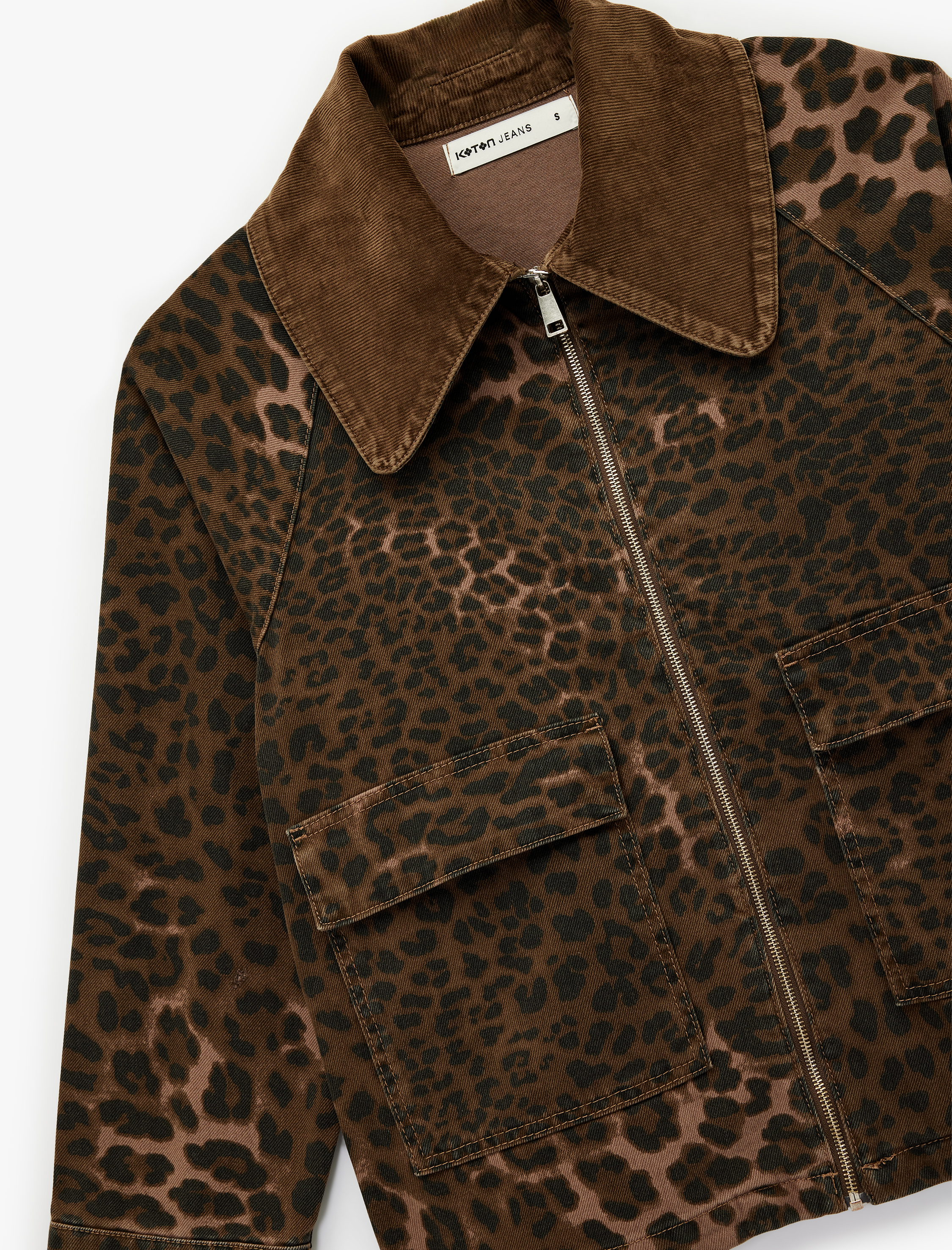   Rahat Kalıp Fermuarlı Cepli Klasik Yaka Leopar Desenli Ceket