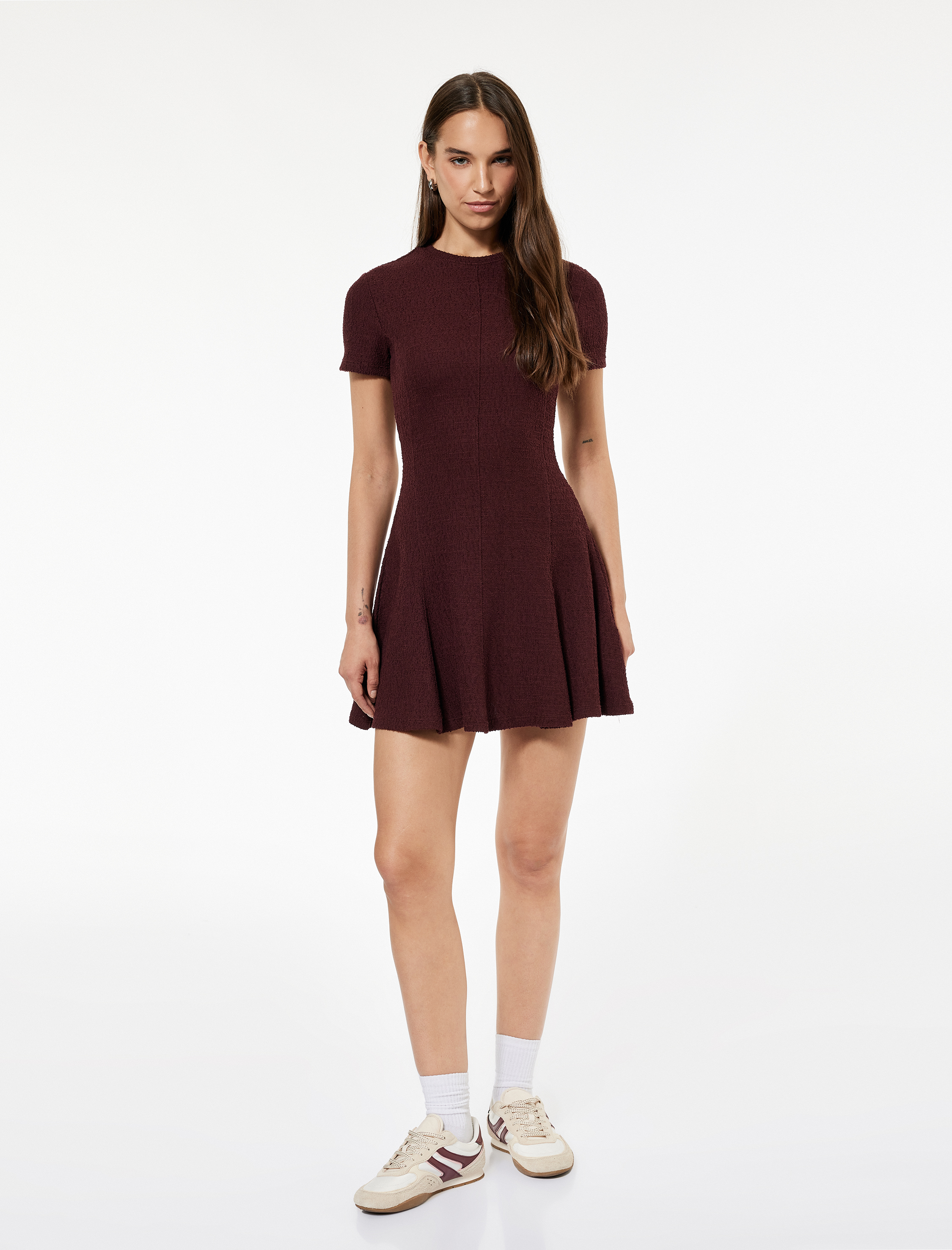   Viskon Karışımlı Kısa Kollu Bisiklet Yaka Mini Elbise