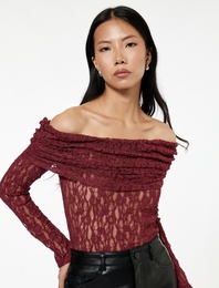 Koton X Sibil Çetinkaya - Uzun Kollu Yarı Transparan Açık Omuz Dantelli Bluz