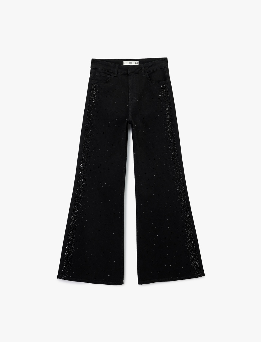   Koton X Sibil Çetinkaya - Taş Detaylı Çıtçıt Düğmeli Cepli Geniş İspanyol Paça Jean Pantolon - Flare Jean