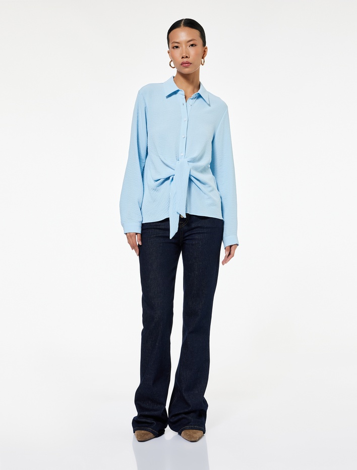  Aerobin Kumaş Önden Bağlama Detaylı Klasik Yaka Uzun Kollu Gömlek