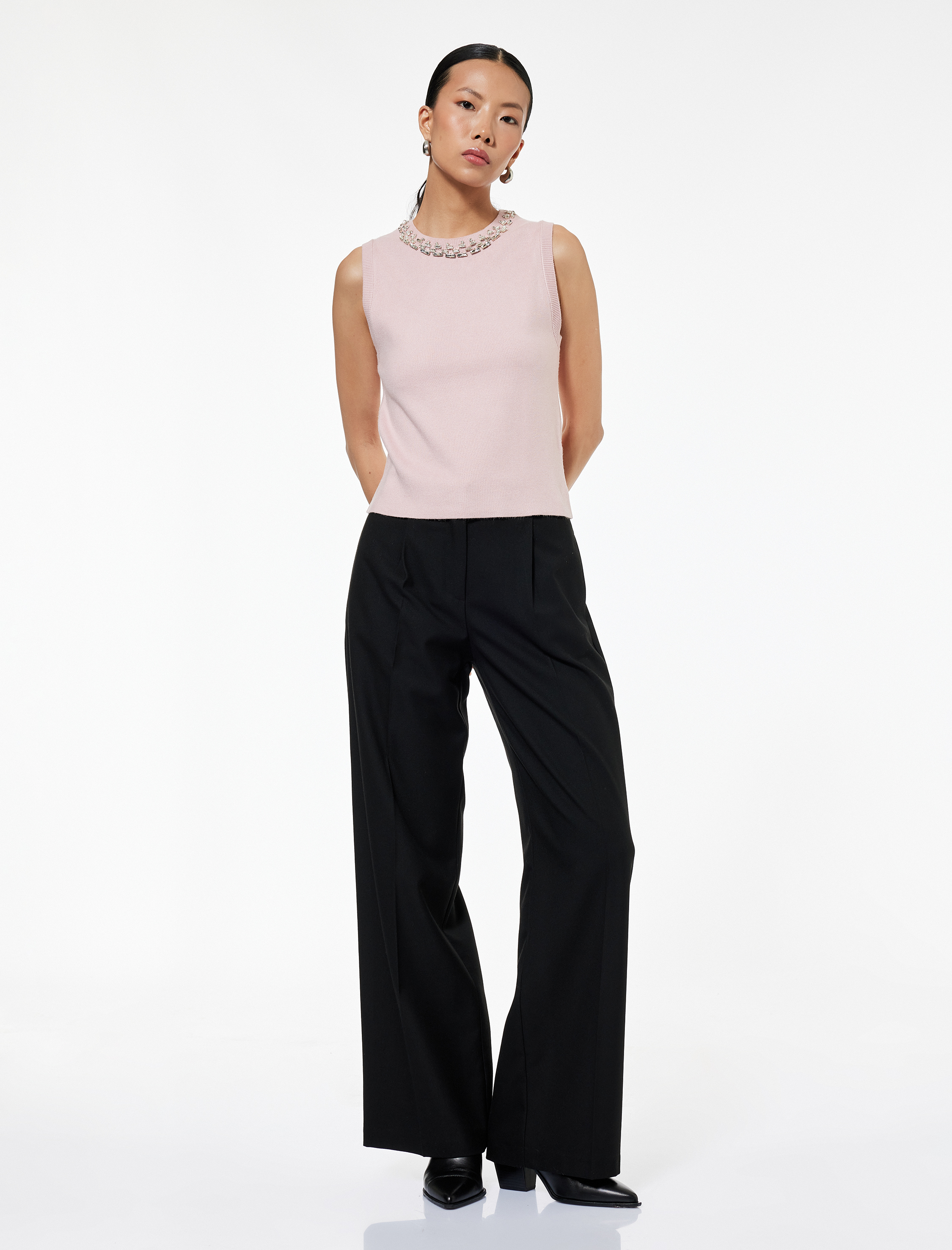   Bisiklet Yaka Kolsuz Taşlı Triko Bluz