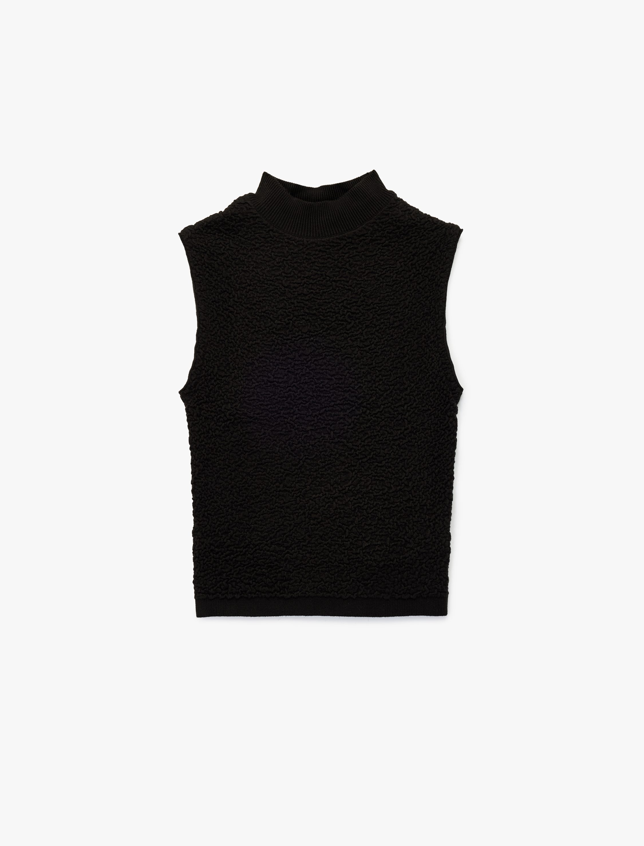 Dik Yaka Dokulu Kolsuz Triko Bluz