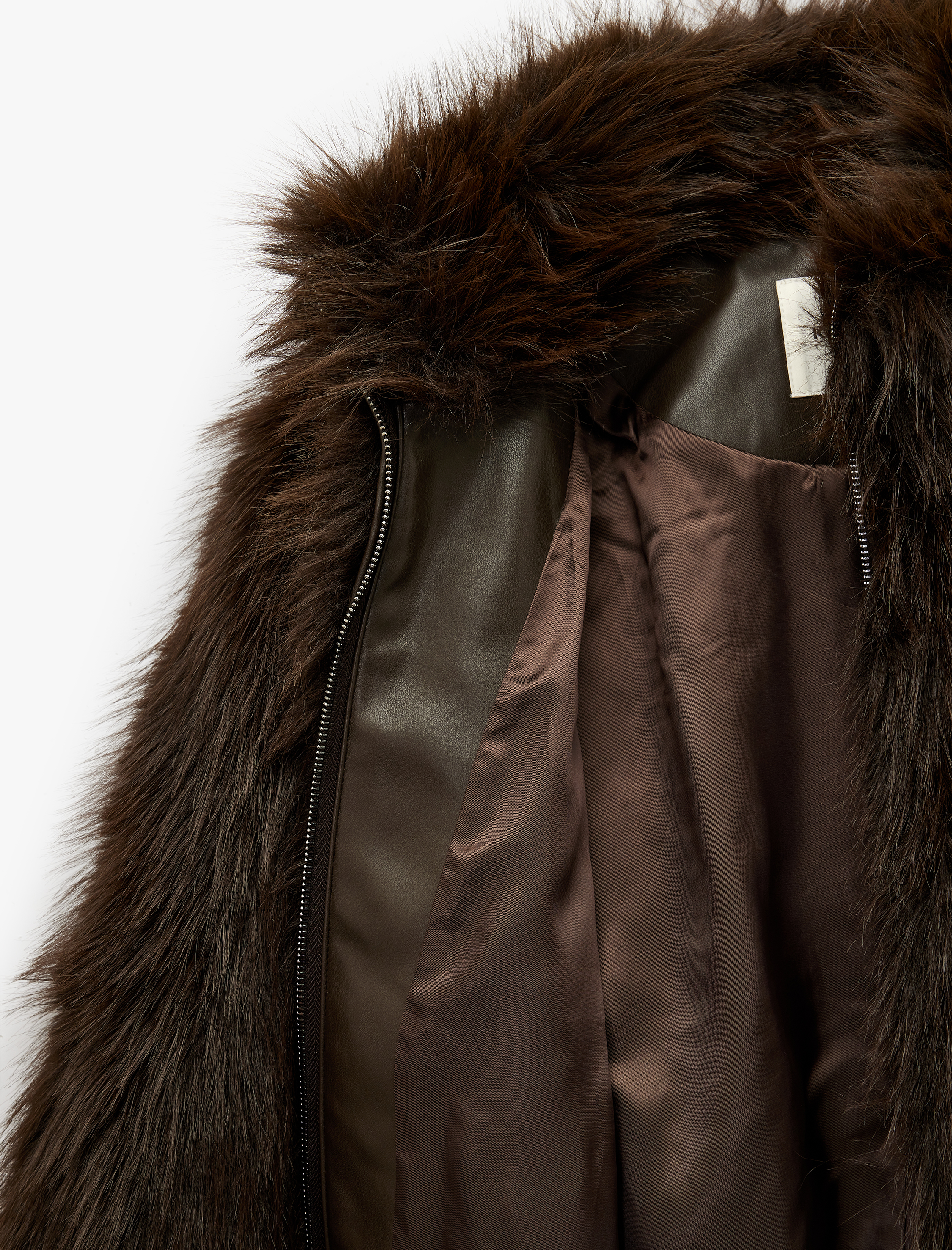   Fermuarlı Cepli Uzun Kollu Dik Yaka Kısa Suni Kürk Mont