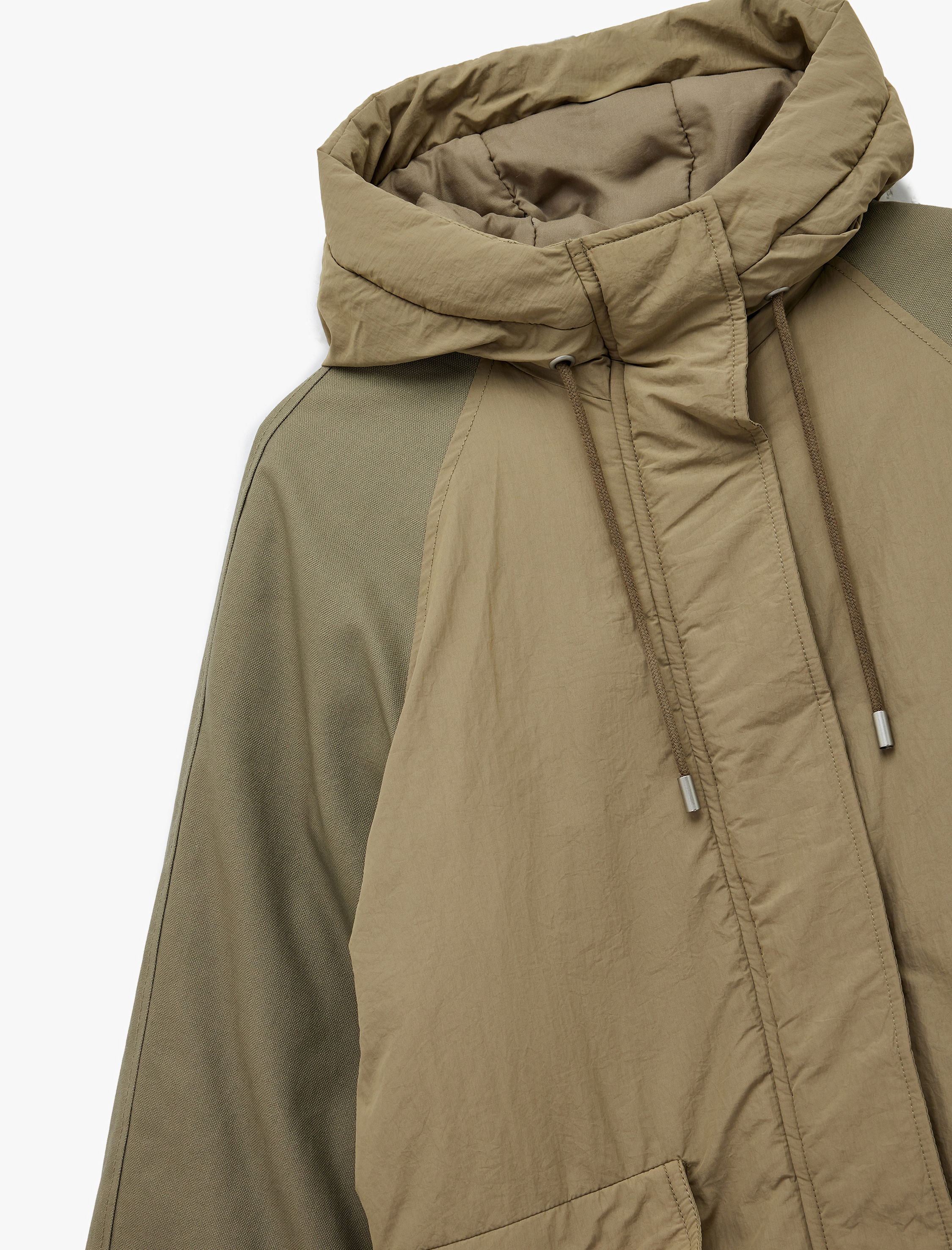   Uzun Kollu Cepli Kapüşonlu Bomber Mont