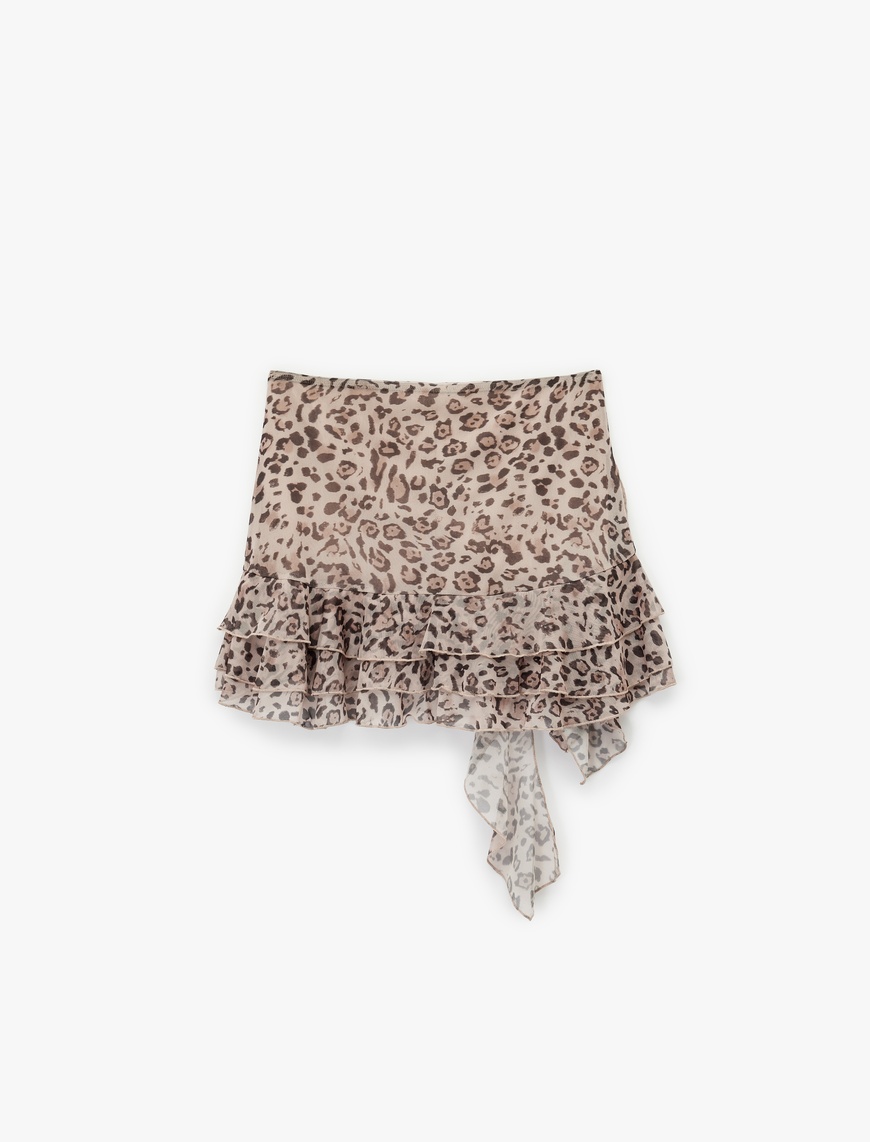   Asimetrik Kesim Fırfırlı Şortlu Leopar Desenli Mini Etek