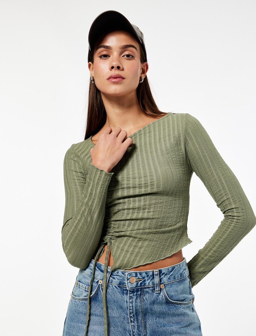   Asimetrik Yaka Slim Fit Büzgülü Uzun Kollu Tişört