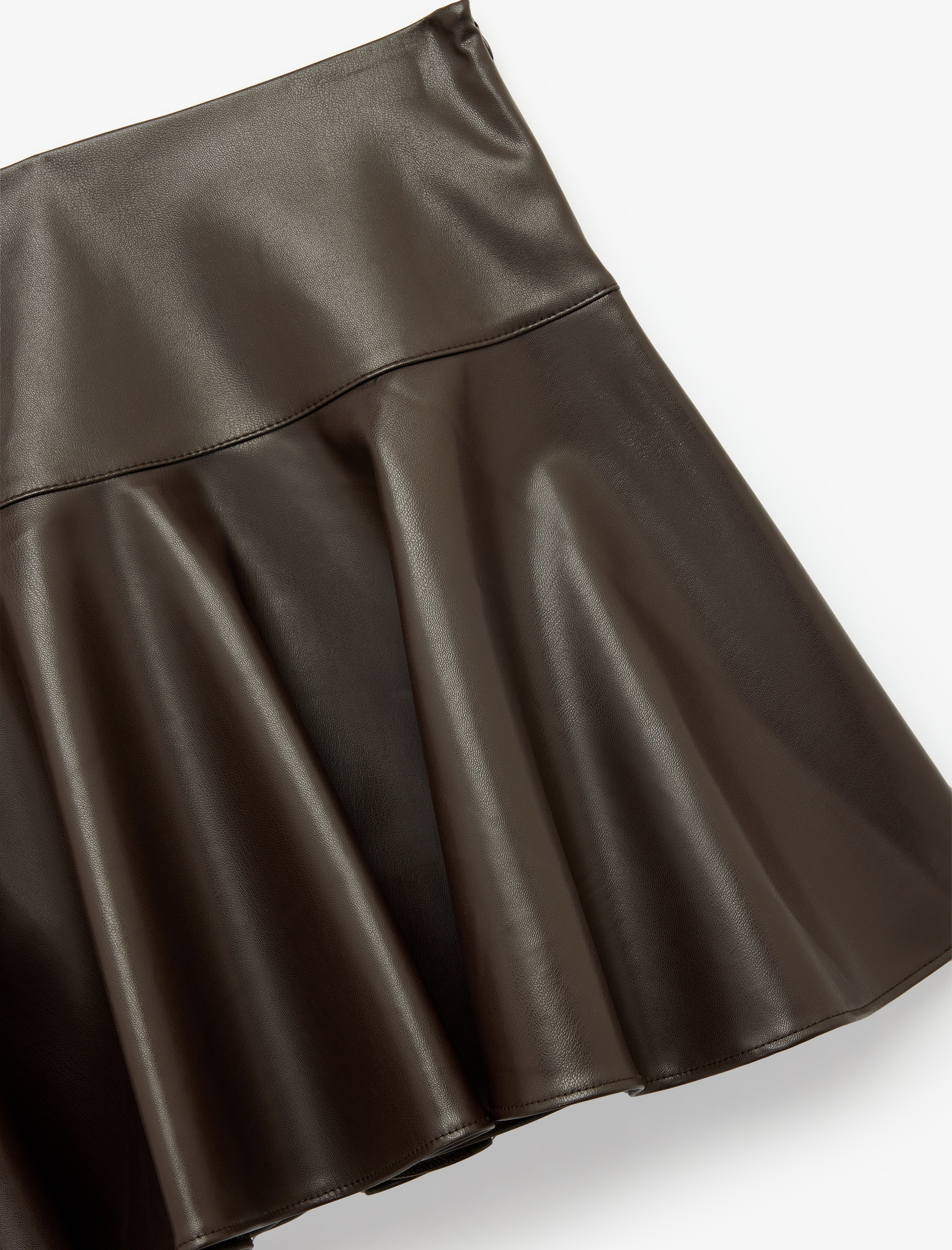   Koton X Sima Tarkan - Volanlı Çan Kesim Suni Deri Mini Etek