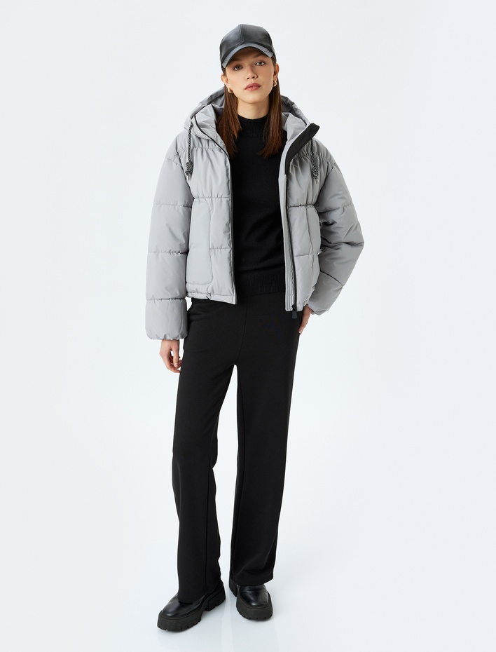  Kapüşonlu Fermuarlı Cep Detaylı Kapitone Oversize Şişme Mont