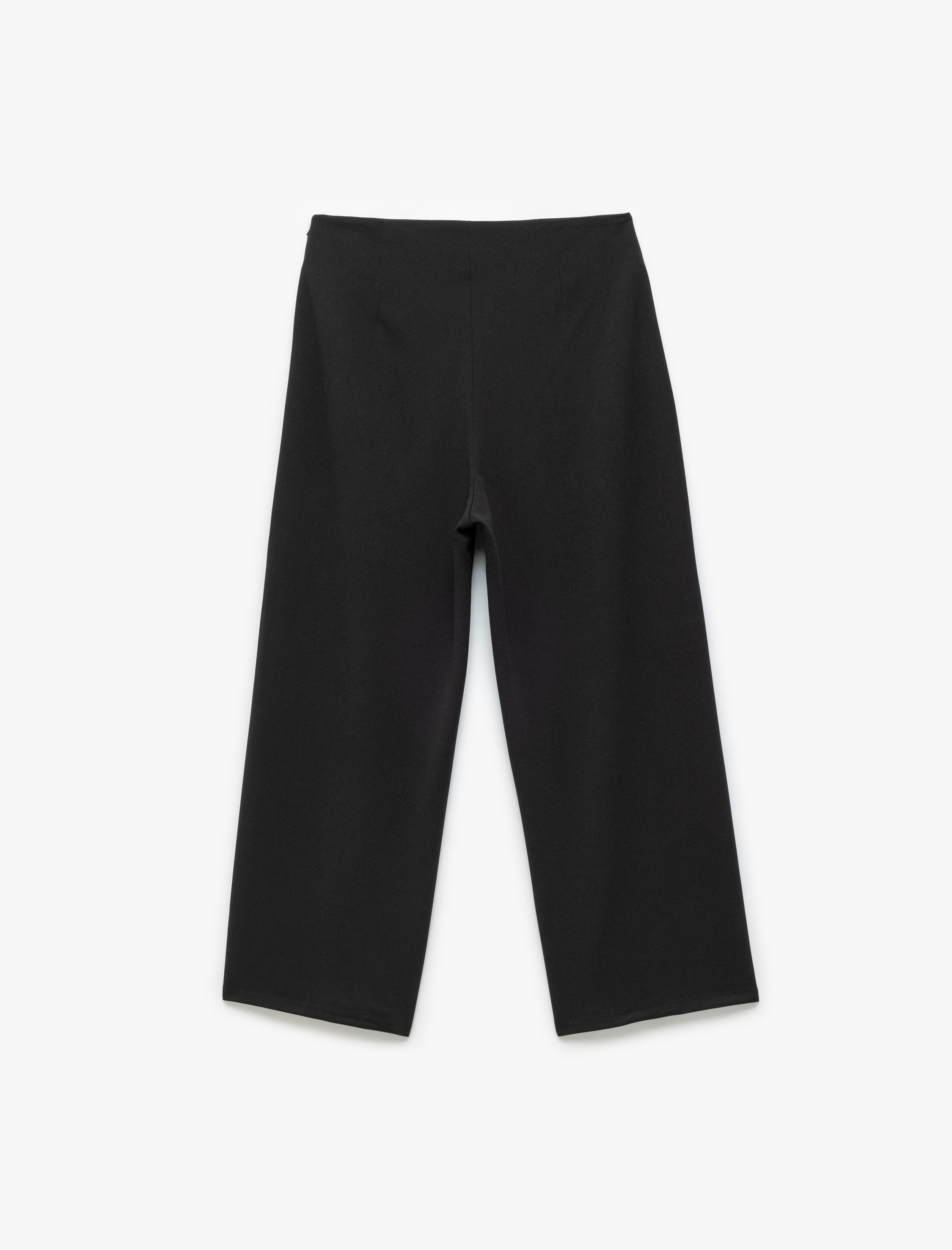   Krep Scuba Kumaş Nervür Detaylı Geniş Paça Palazzo Pantolon