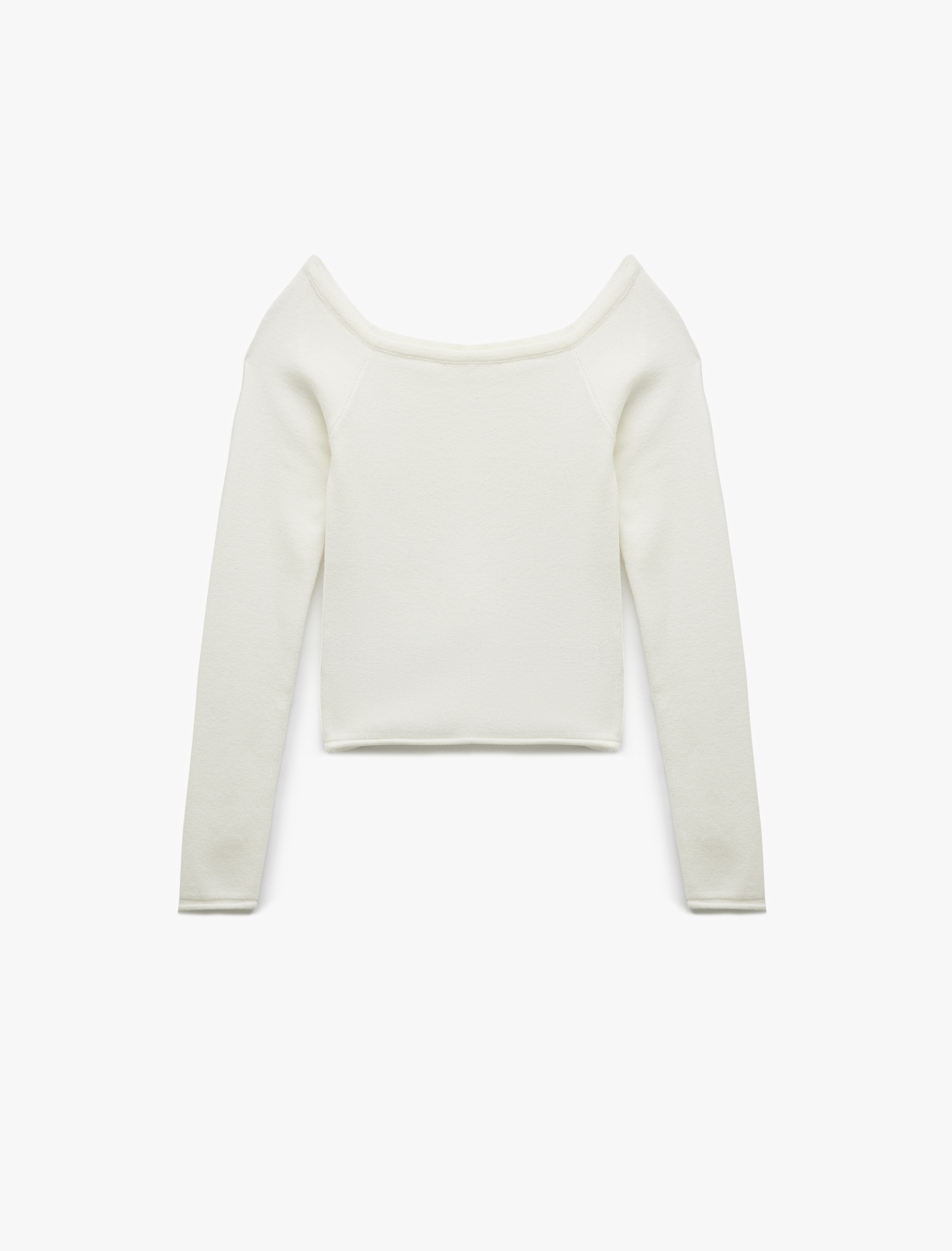   Uzun Kollu Kayık Yaka Triko Kazak