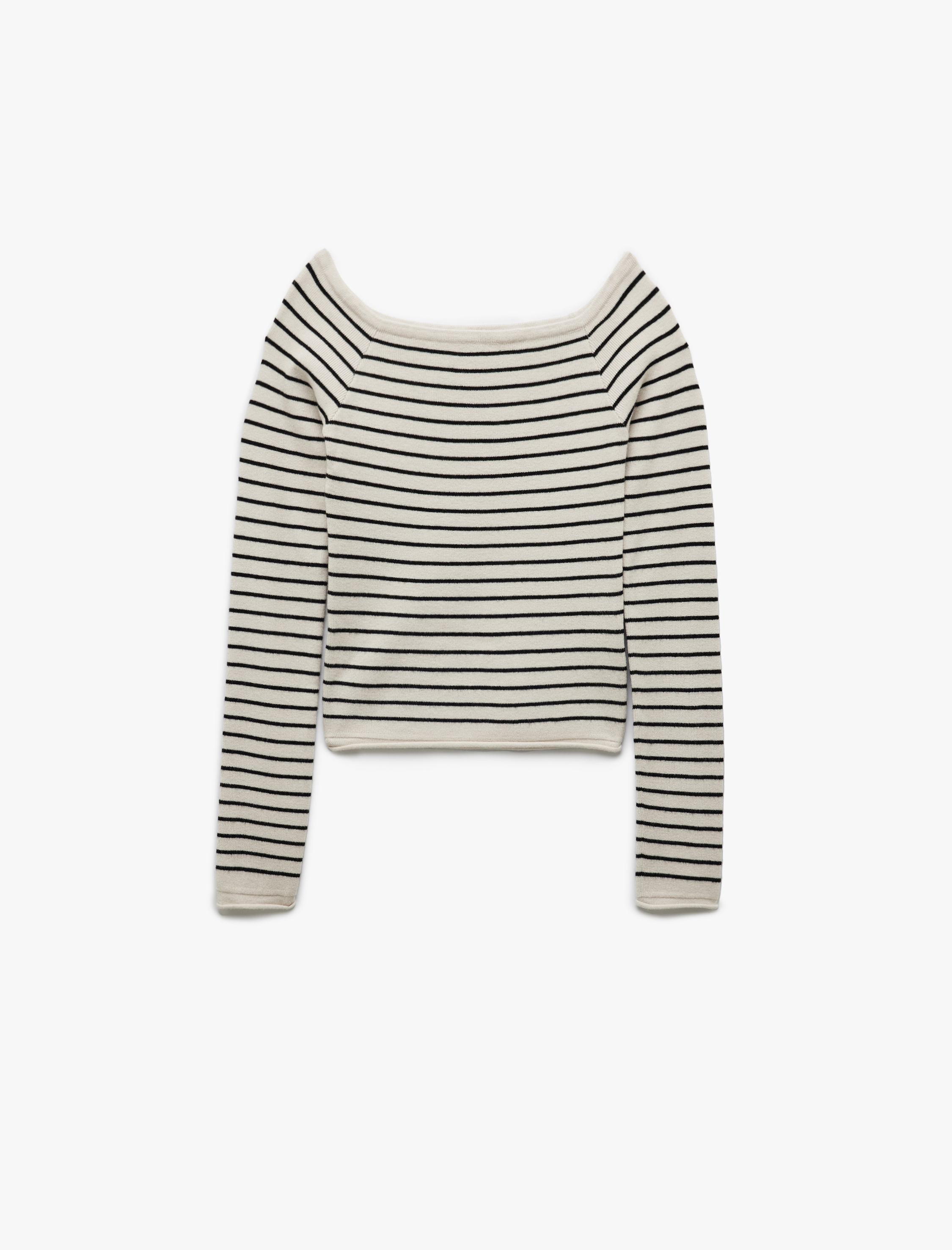   Uzun Kollu Kayık Yaka Triko Kazak