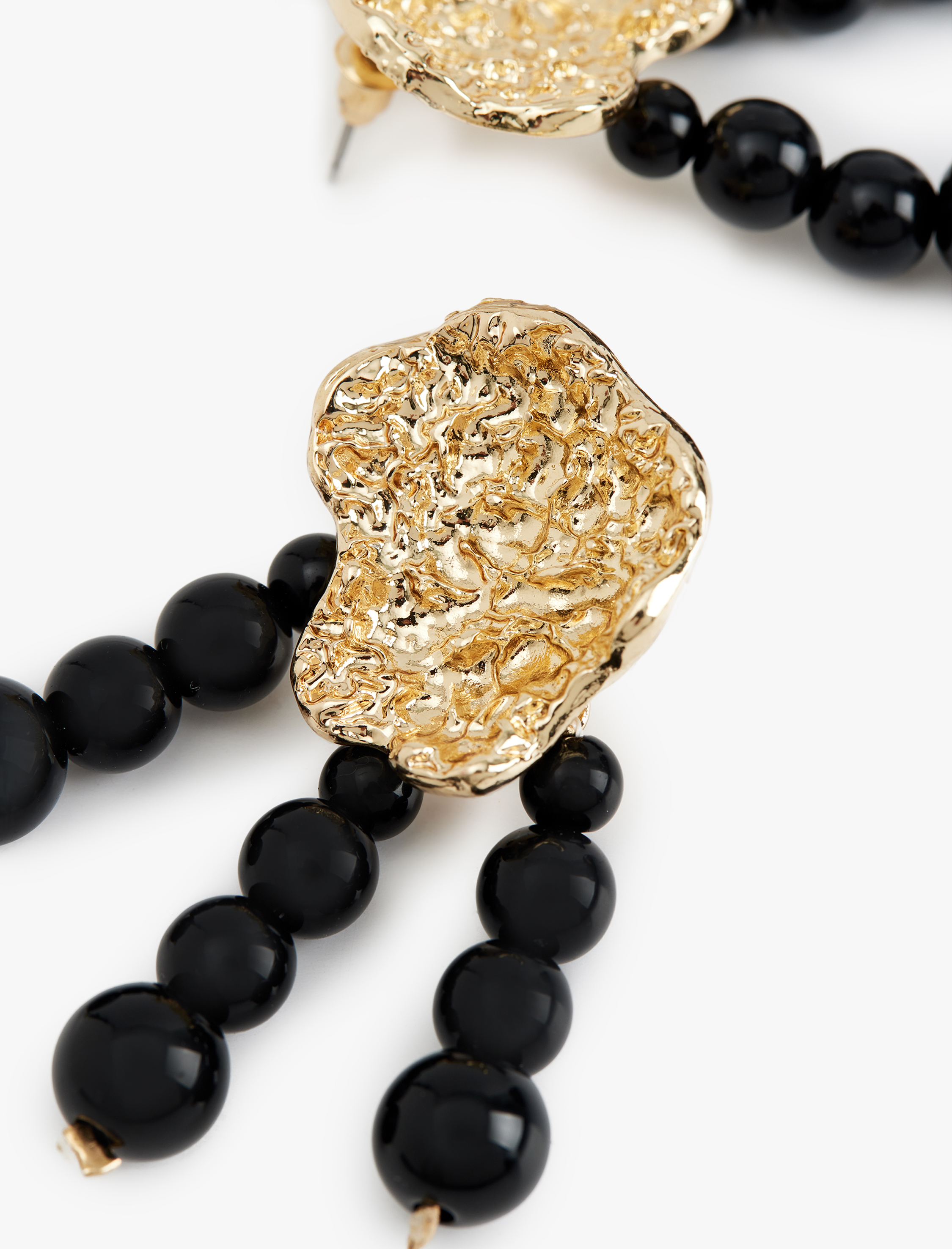  Kadın Dokulu Sallantılı Boncuklu Küpe