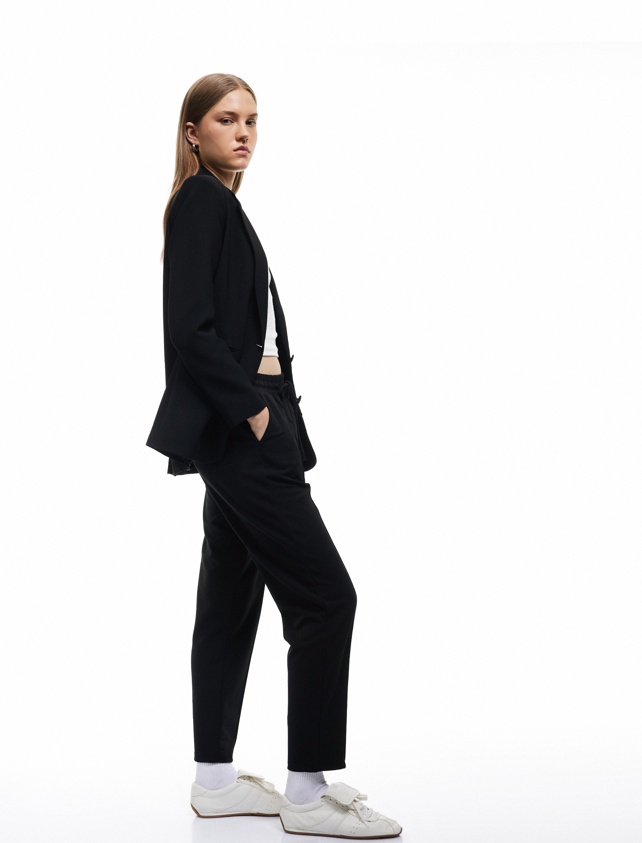   Beli Bağcıklı Krep Scuba Kumaş Cepli Nervürlü Havuç Kesim Pantolon